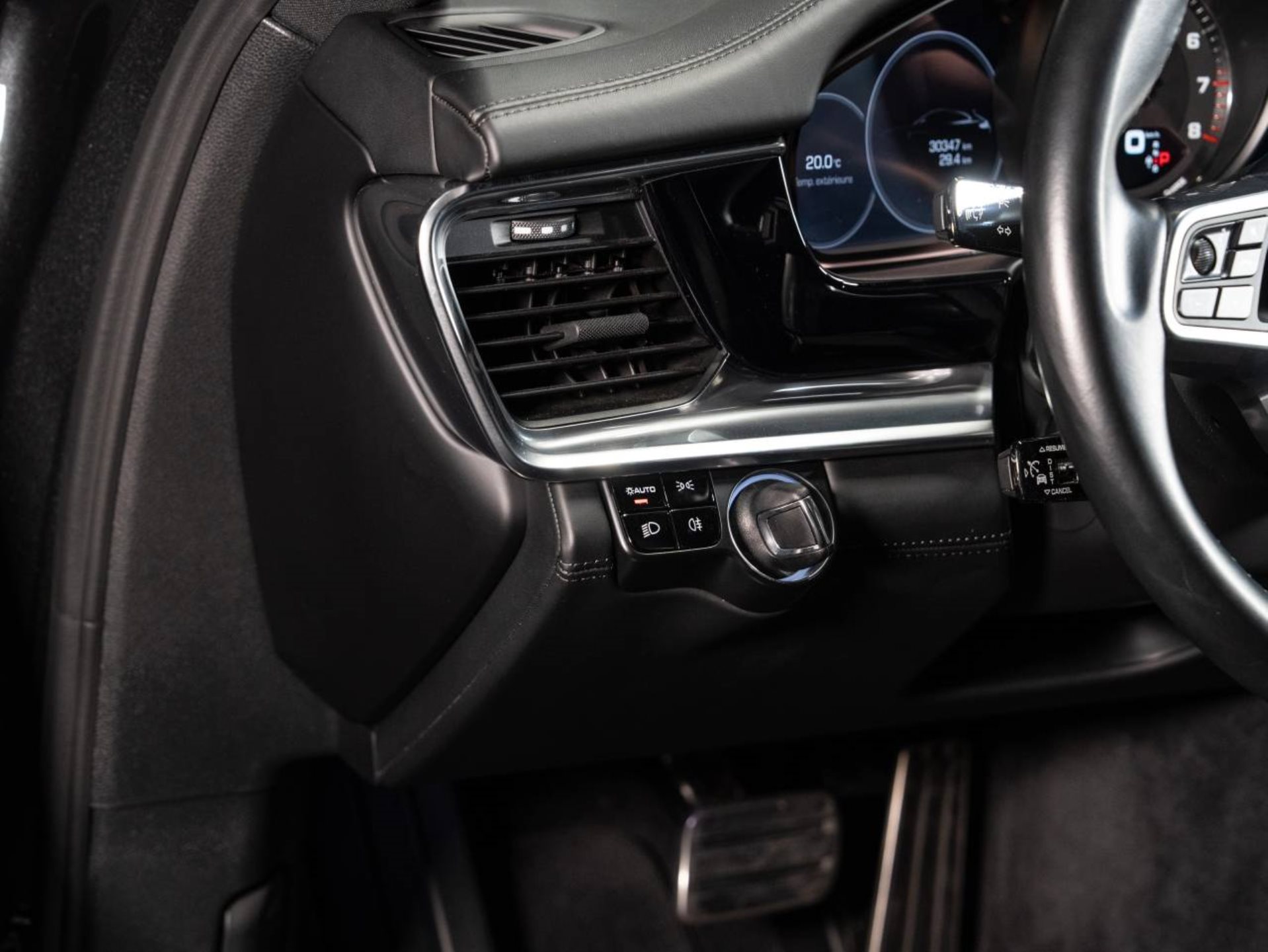 PORSCHE Panamera 4 E-Hybrid Sport Turismo-image-14