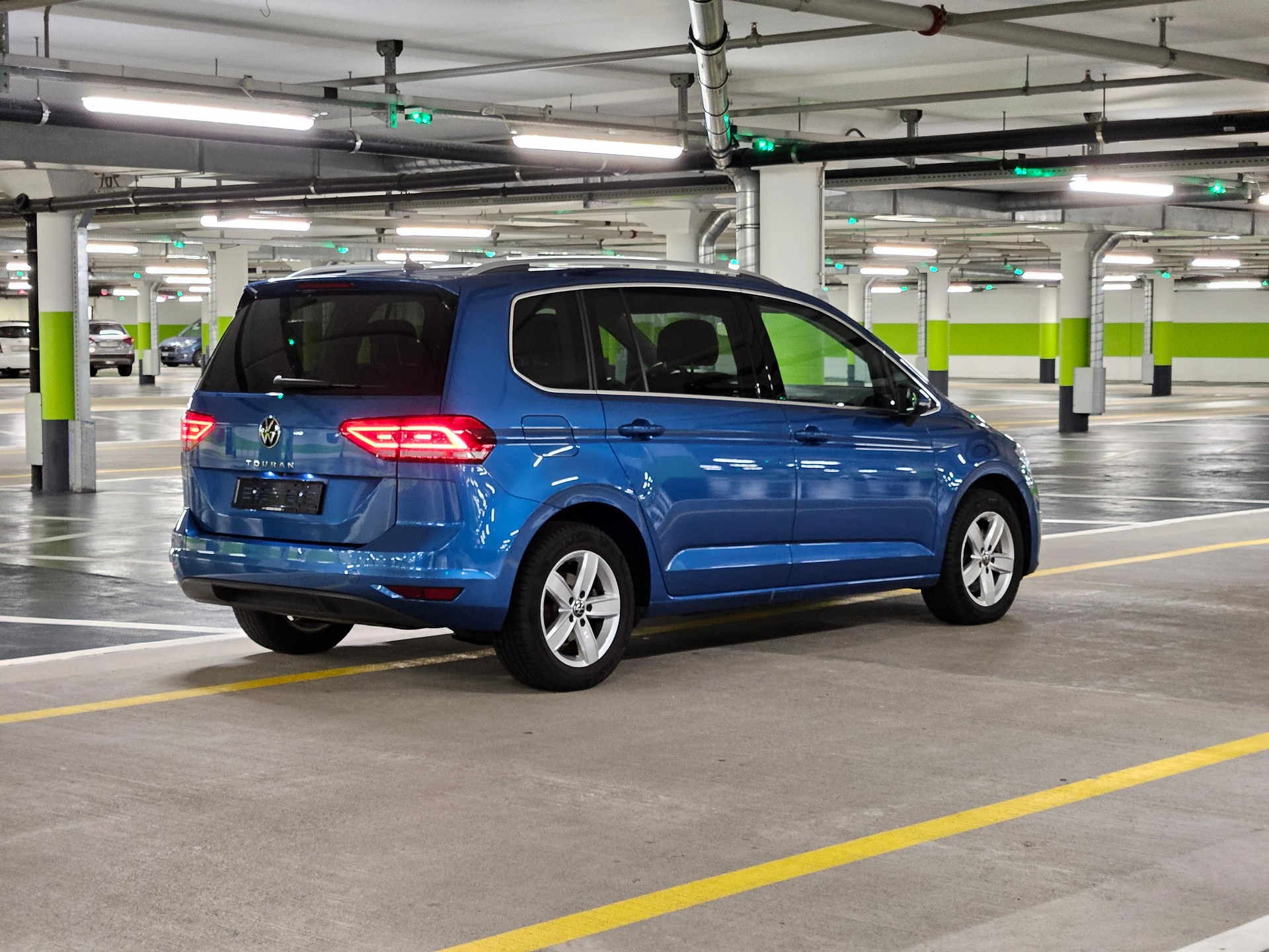 VW Touran 1.5 TSI EVO Highline DSG-image-4