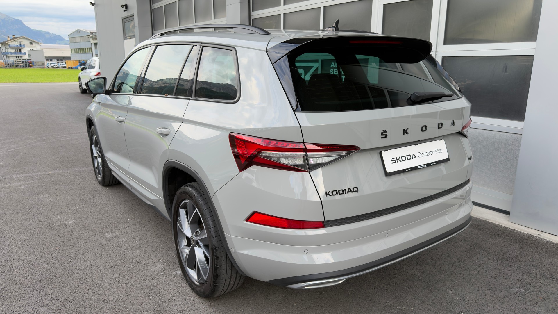 SKODA Kodiaq 2.0 TSI Sportline DSG-image-1