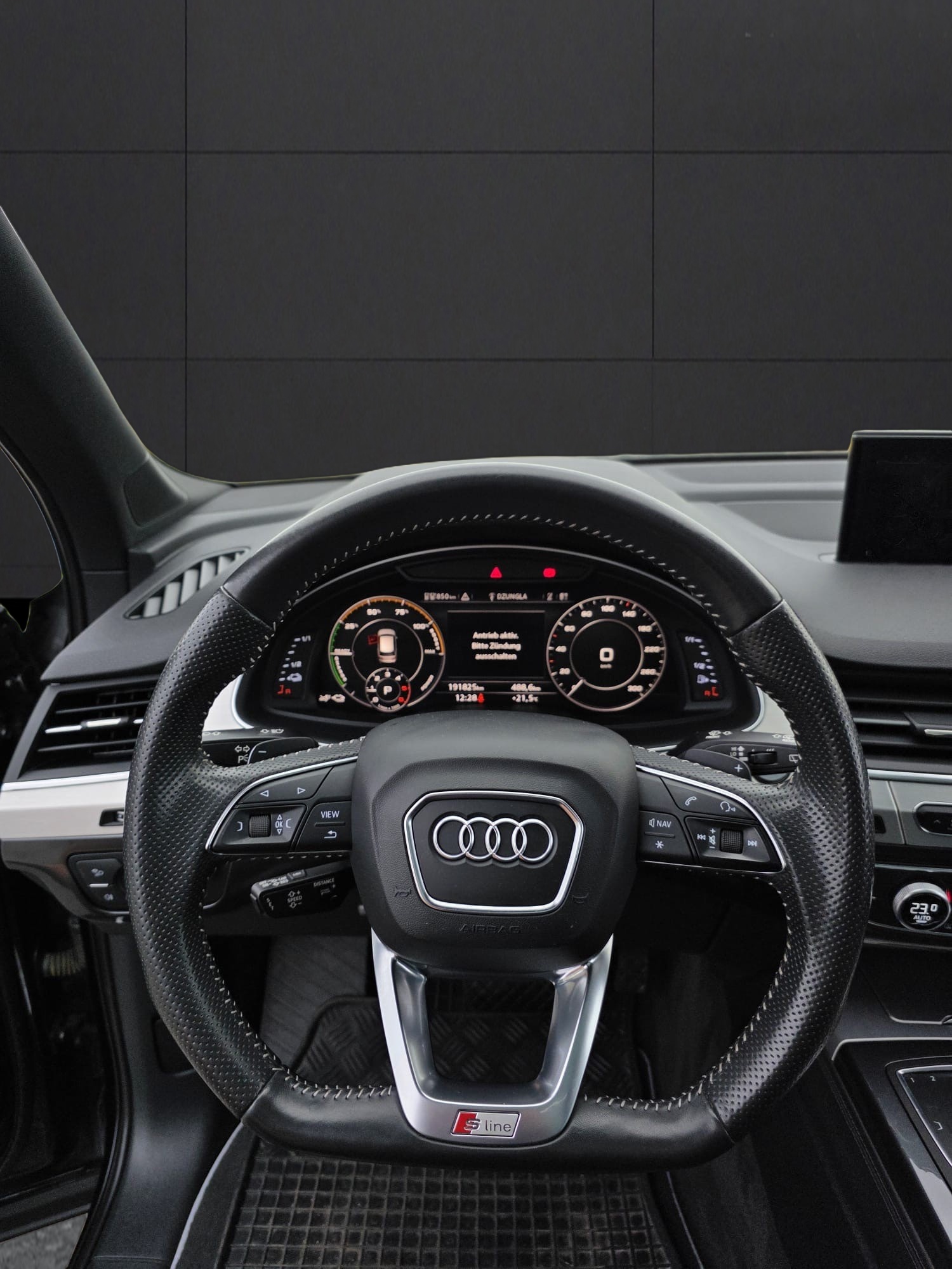 AUDI Q7 e-tron 3.0 TDI quattro tiptronic *VOLL**AHK-3.5T*-image-19