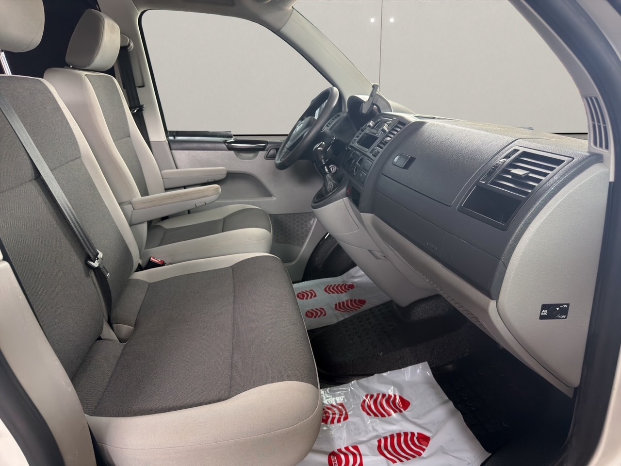 VW T5 2.0 TDI 4x4 Camper Hochdach-image-8