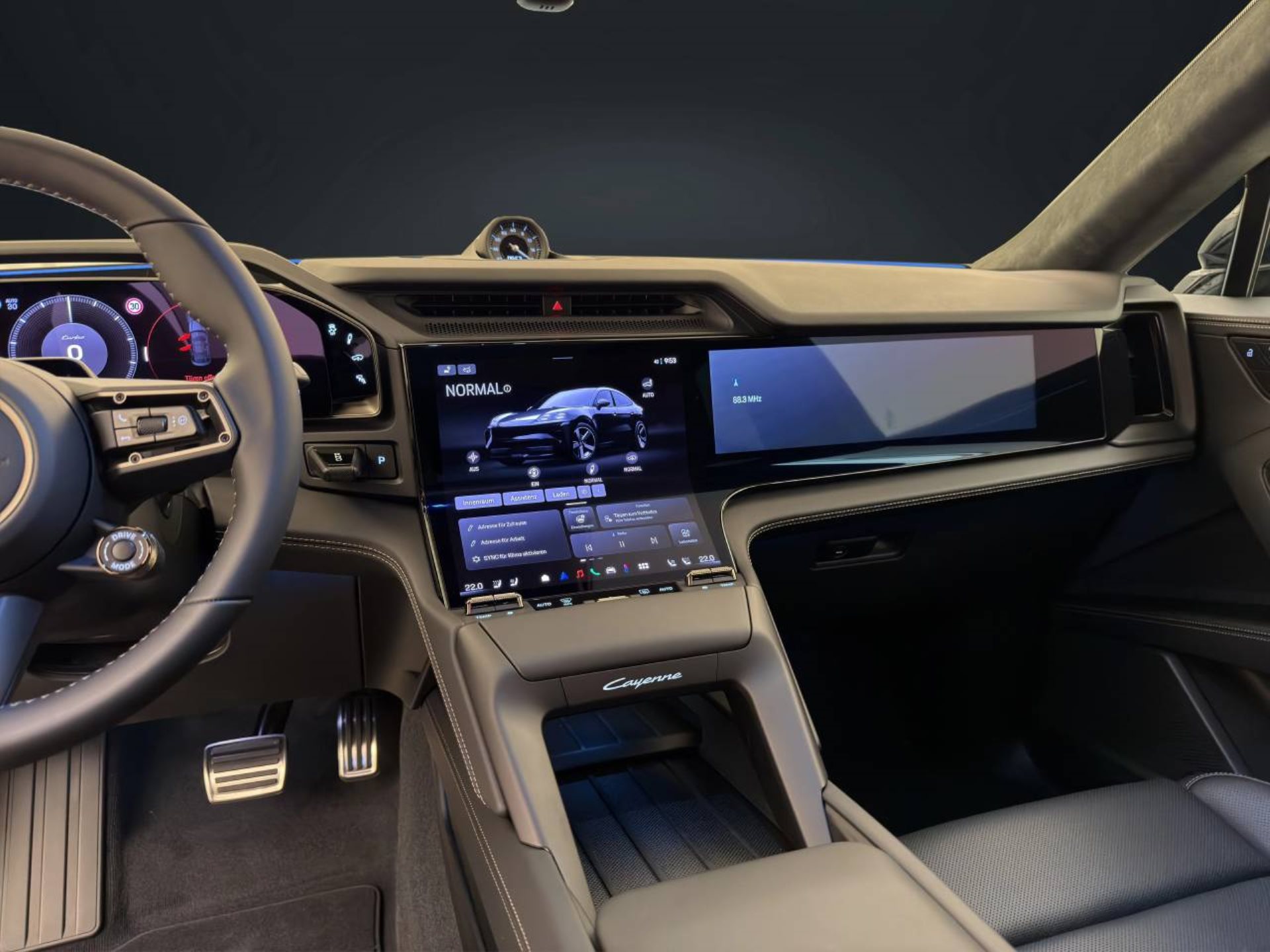PORSCHE Cayenne Turbo Coupé Electric-image-21