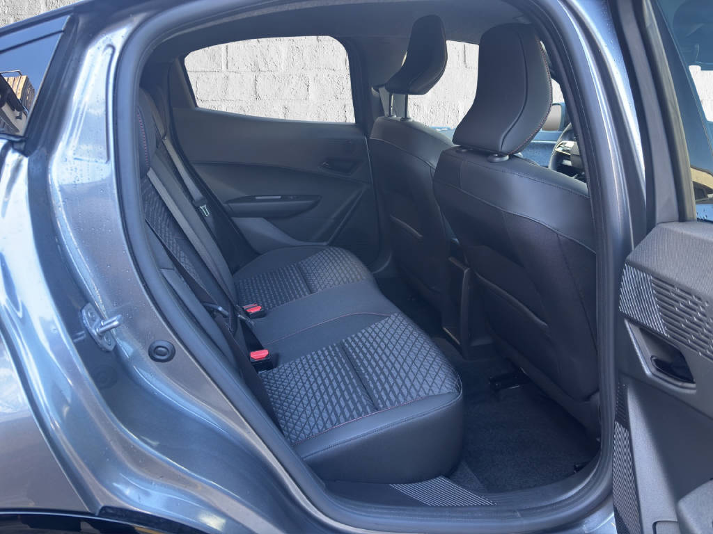 RENAULT Clio 1.8 E-Tech techno-image-10