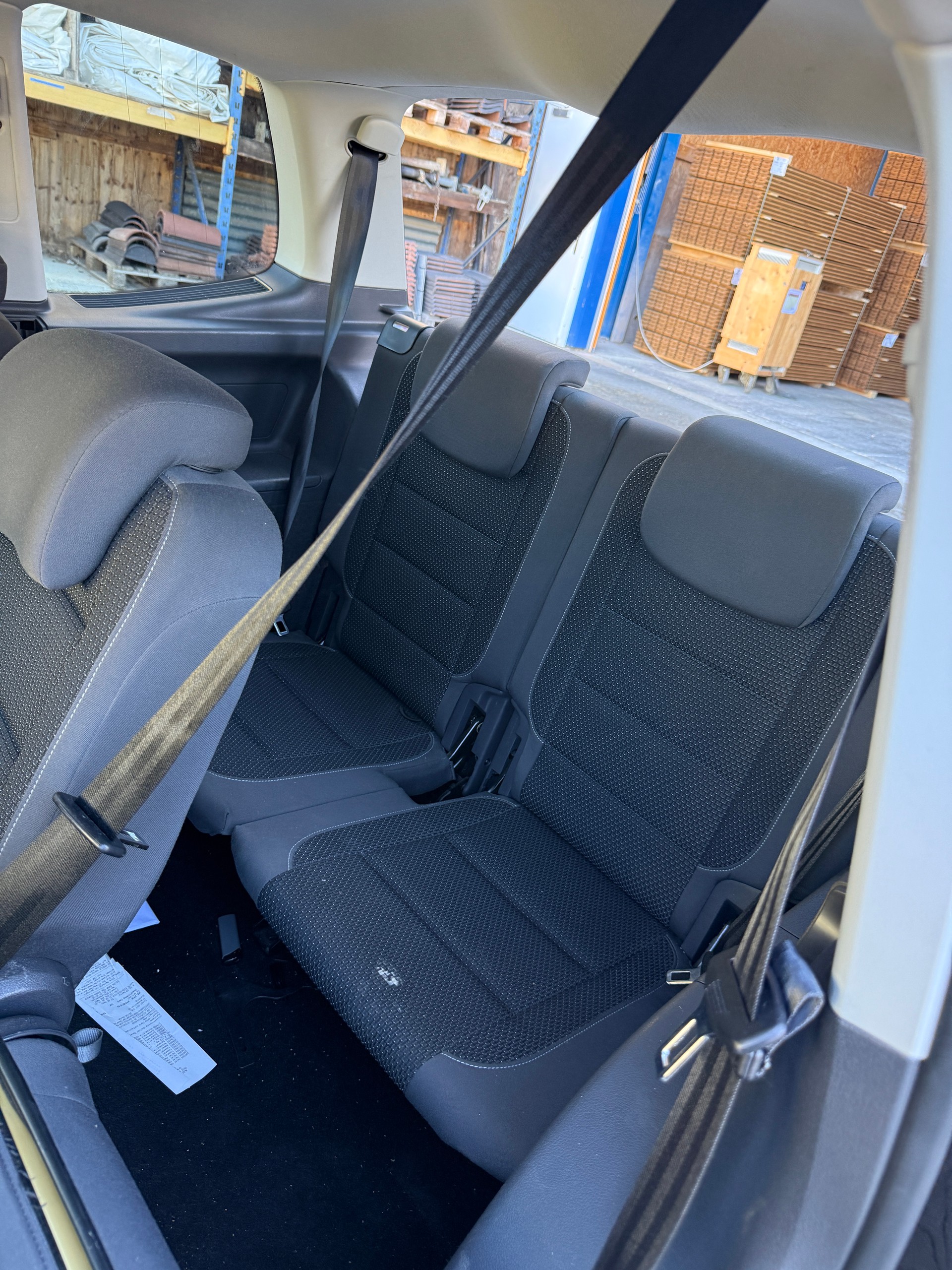 VW Touran 1.4 TSI Highline DSG-image-5