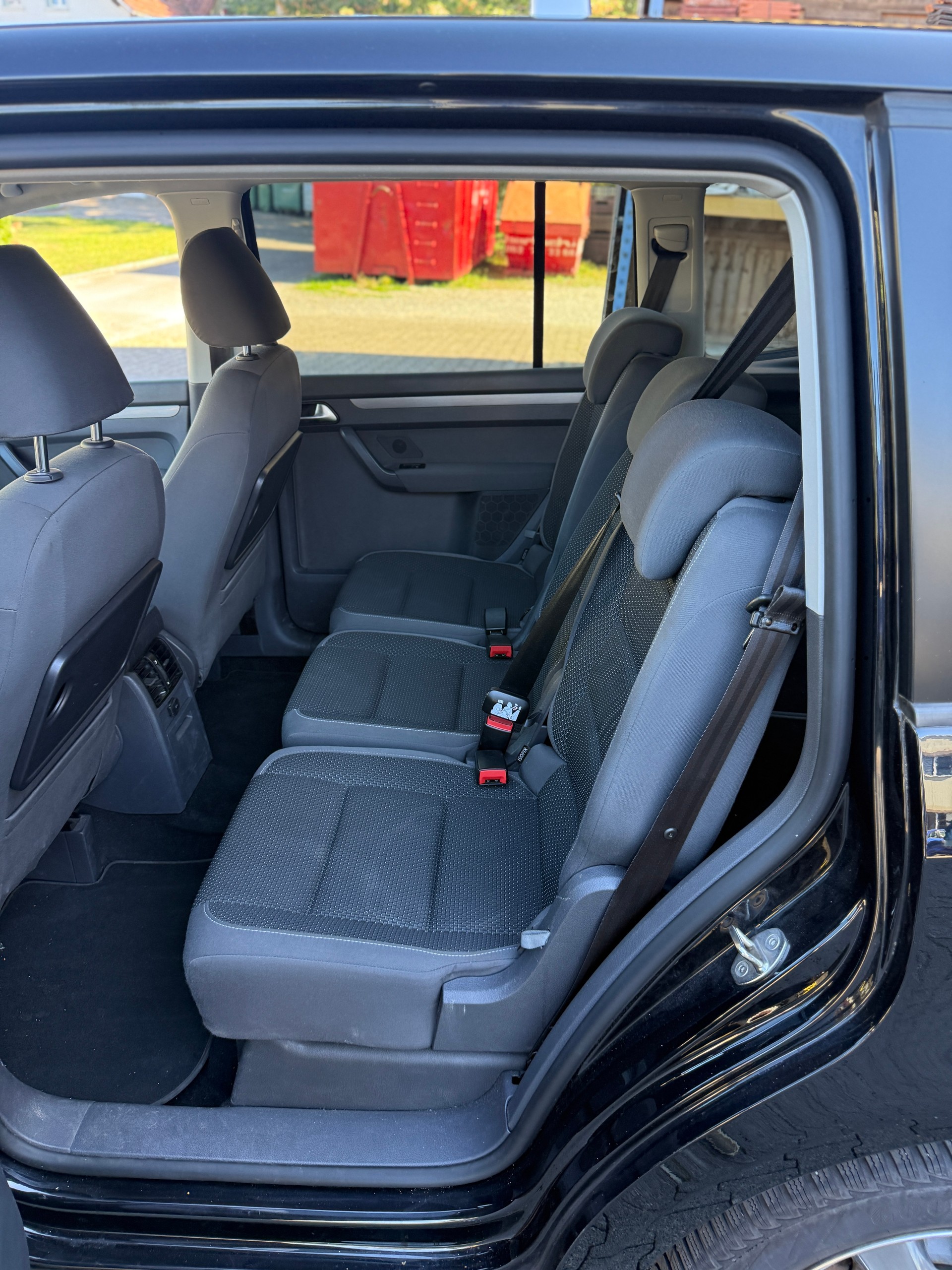 VW Touran 1.4 TSI Highline DSG-image-12