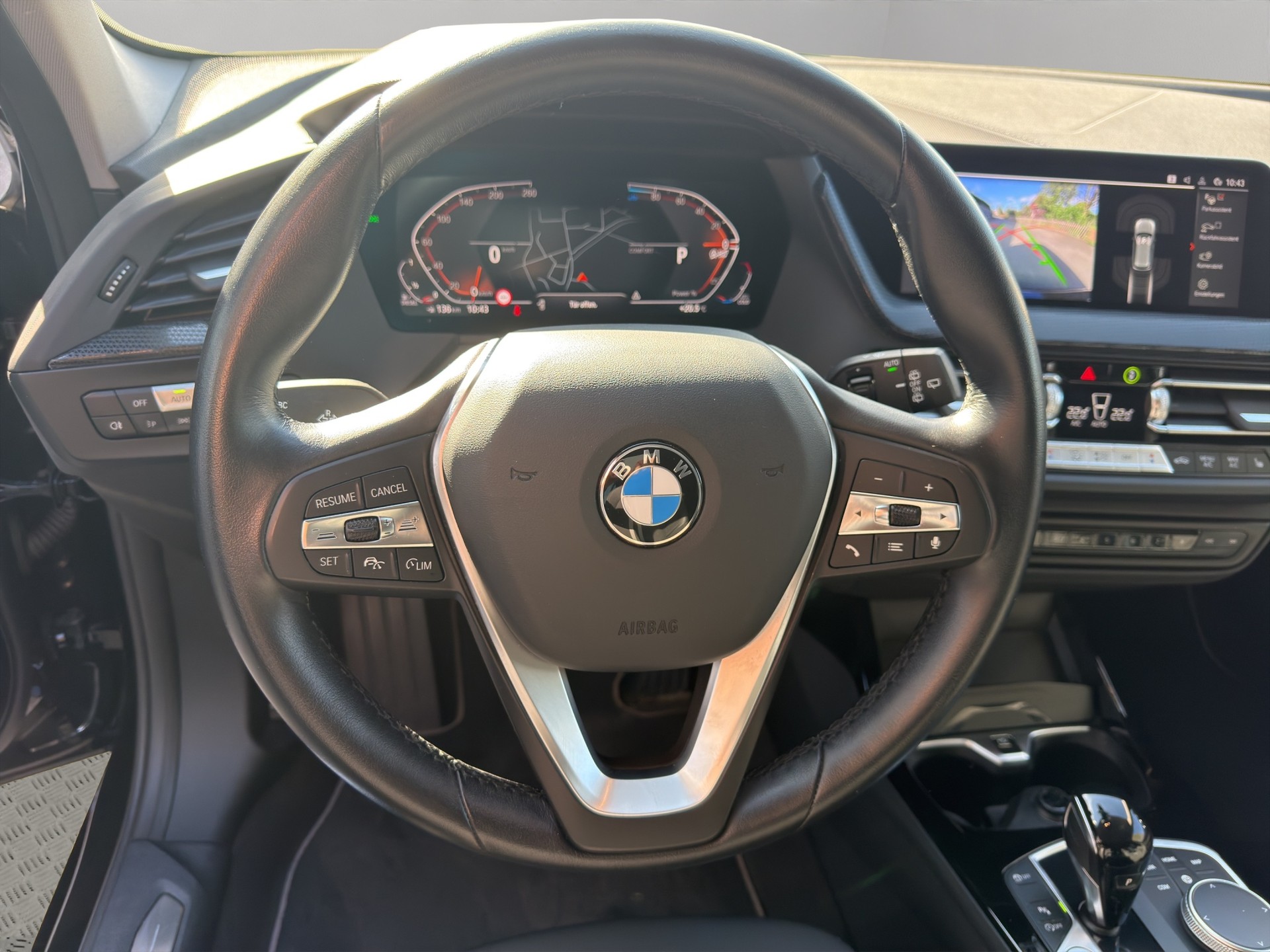 BMW 120d xDrive Steptronic Sport Line-image-11