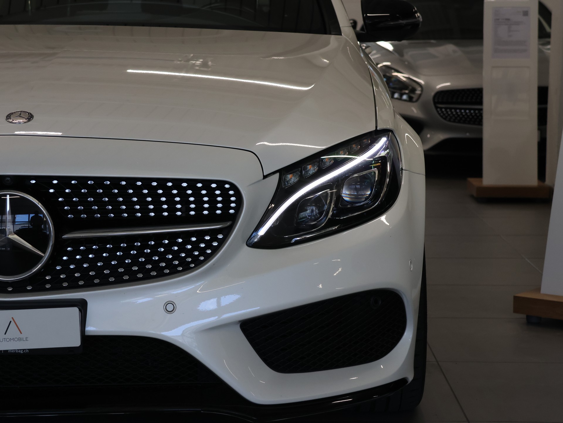 MERCEDES-BENZ C 450 AMG 4Matic 7G-Tronic *DIAMANT-WEISS BRIGHT LACKIERUNG *-image-3