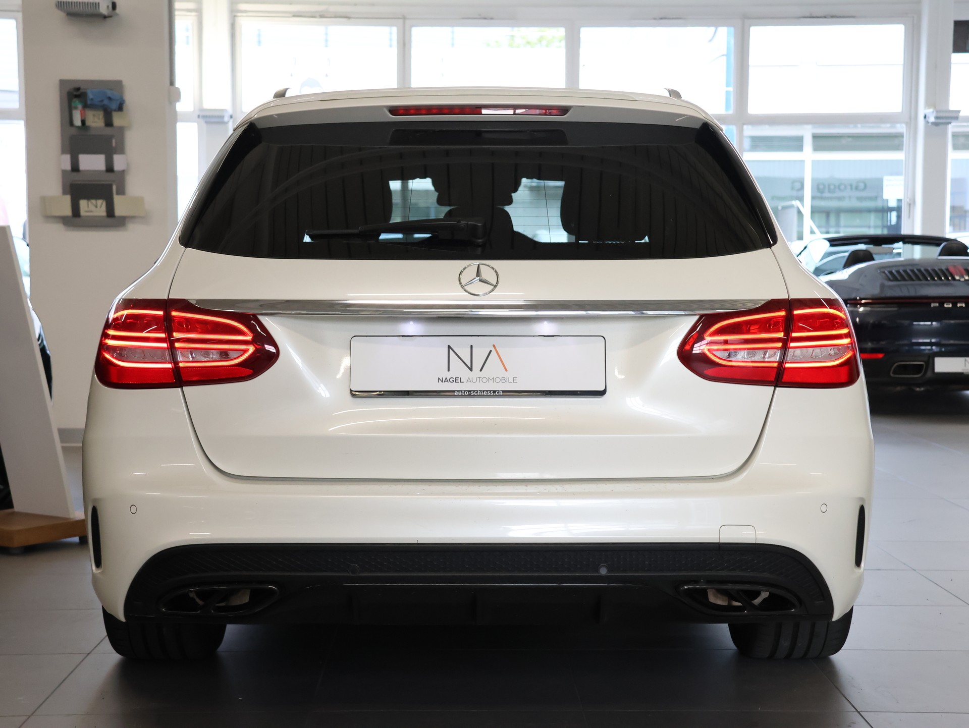 MERCEDES-BENZ C 450 AMG 4Matic 7G-Tronic *DIAMANT-WEISS BRIGHT LACKIERUNG *-image-6