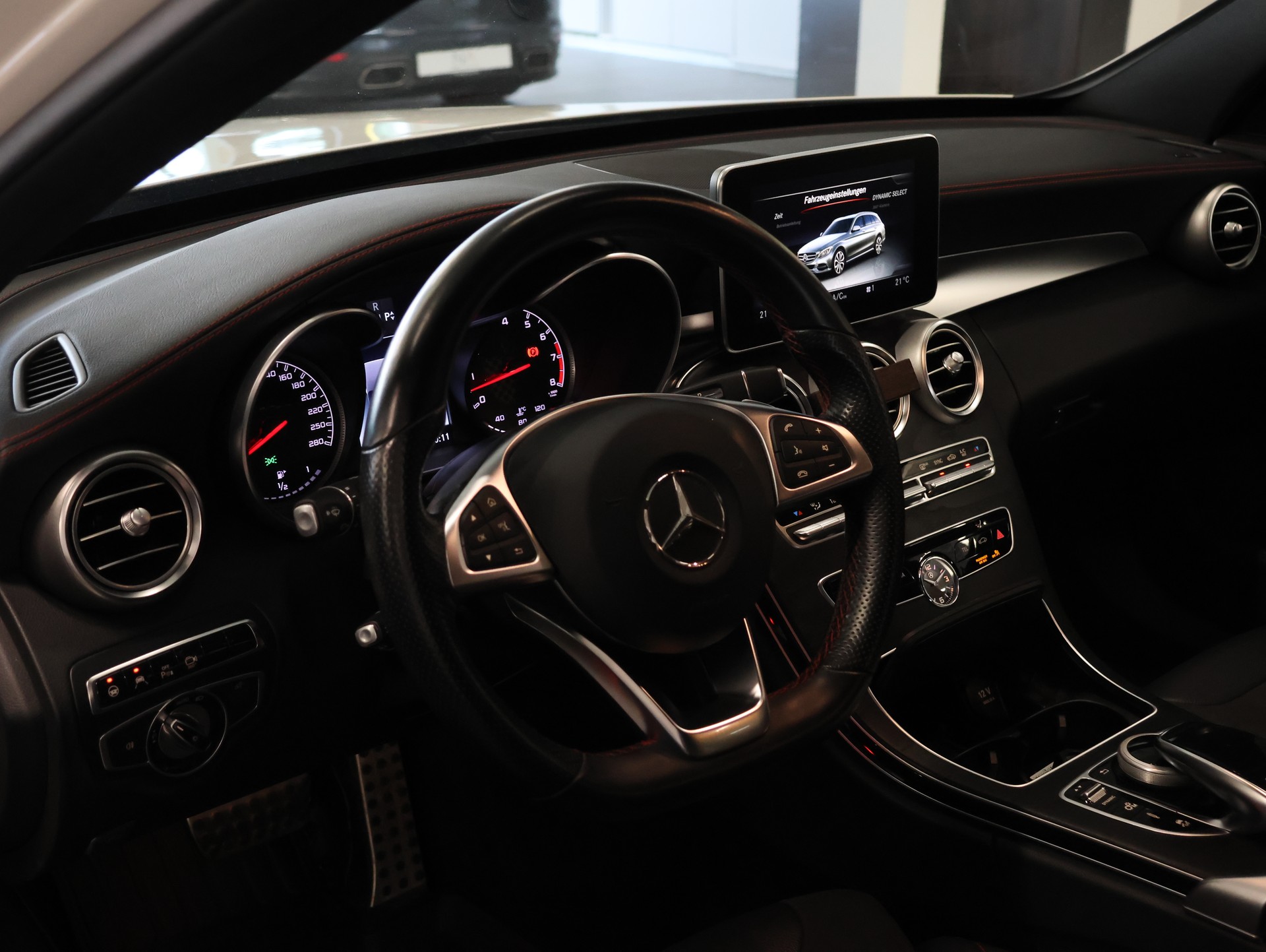 MERCEDES-BENZ C 450 AMG 4Matic 7G-Tronic *DIAMANT-WEISS BRIGHT LACKIERUNG *-image-14