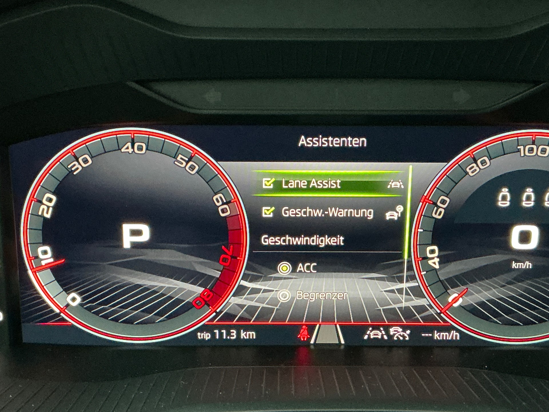 SKODA Karoq 2.0 TSI SportLine 4x4 DSG-image-10