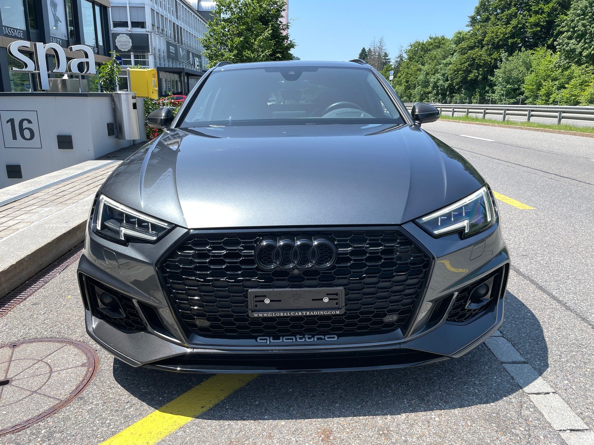 AUDI RS4 Avant 2.9 TFSI quattro tiptronic-image-1