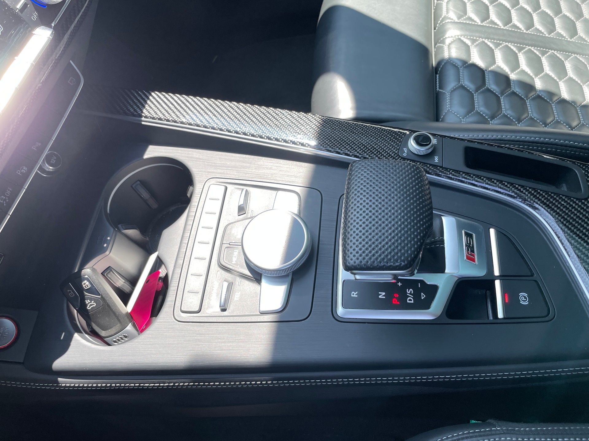 AUDI RS4 Avant 2.9 TFSI quattro tiptronic-image-21