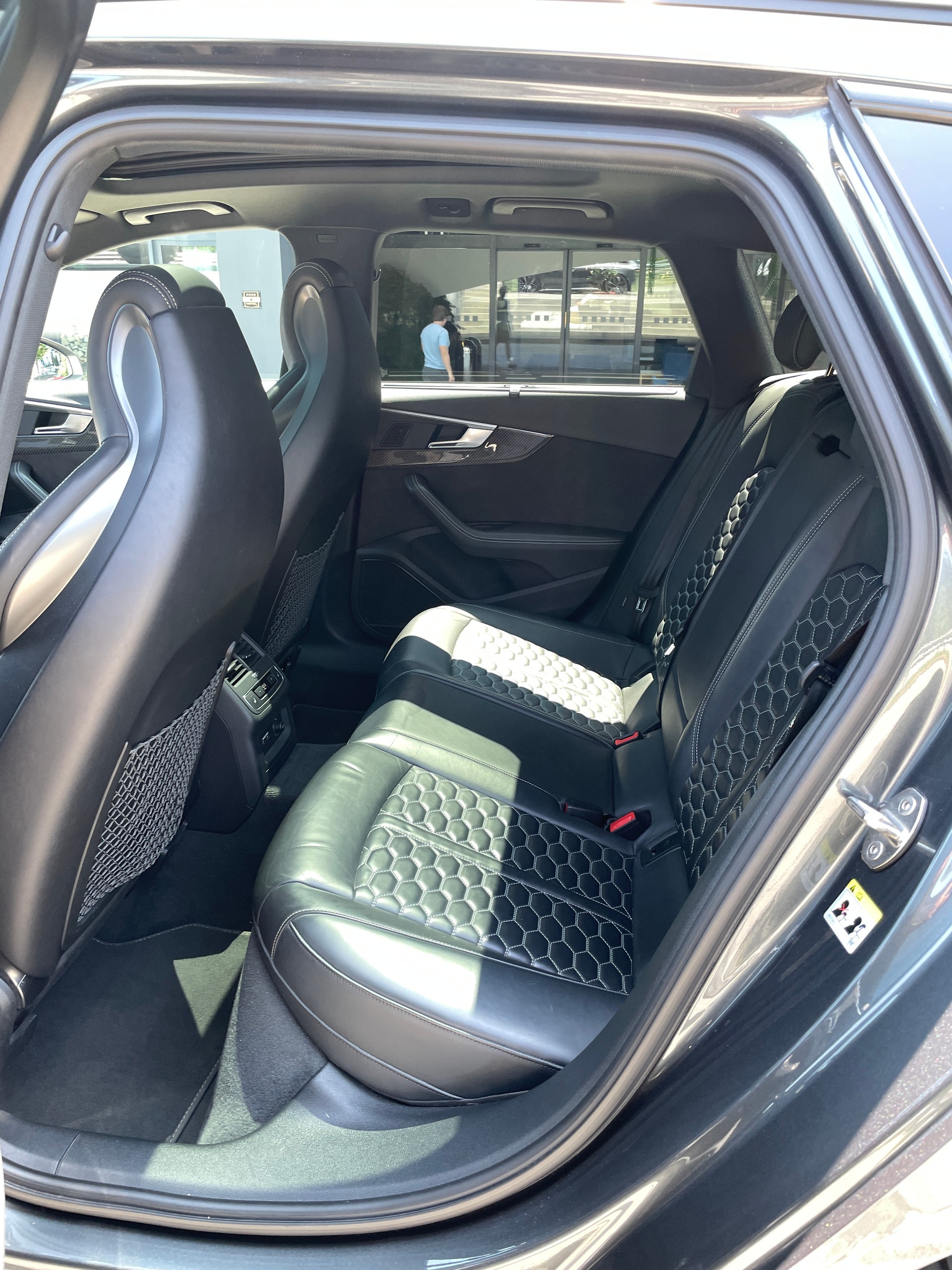AUDI RS4 Avant 2.9 TFSI quattro tiptronic-image-25