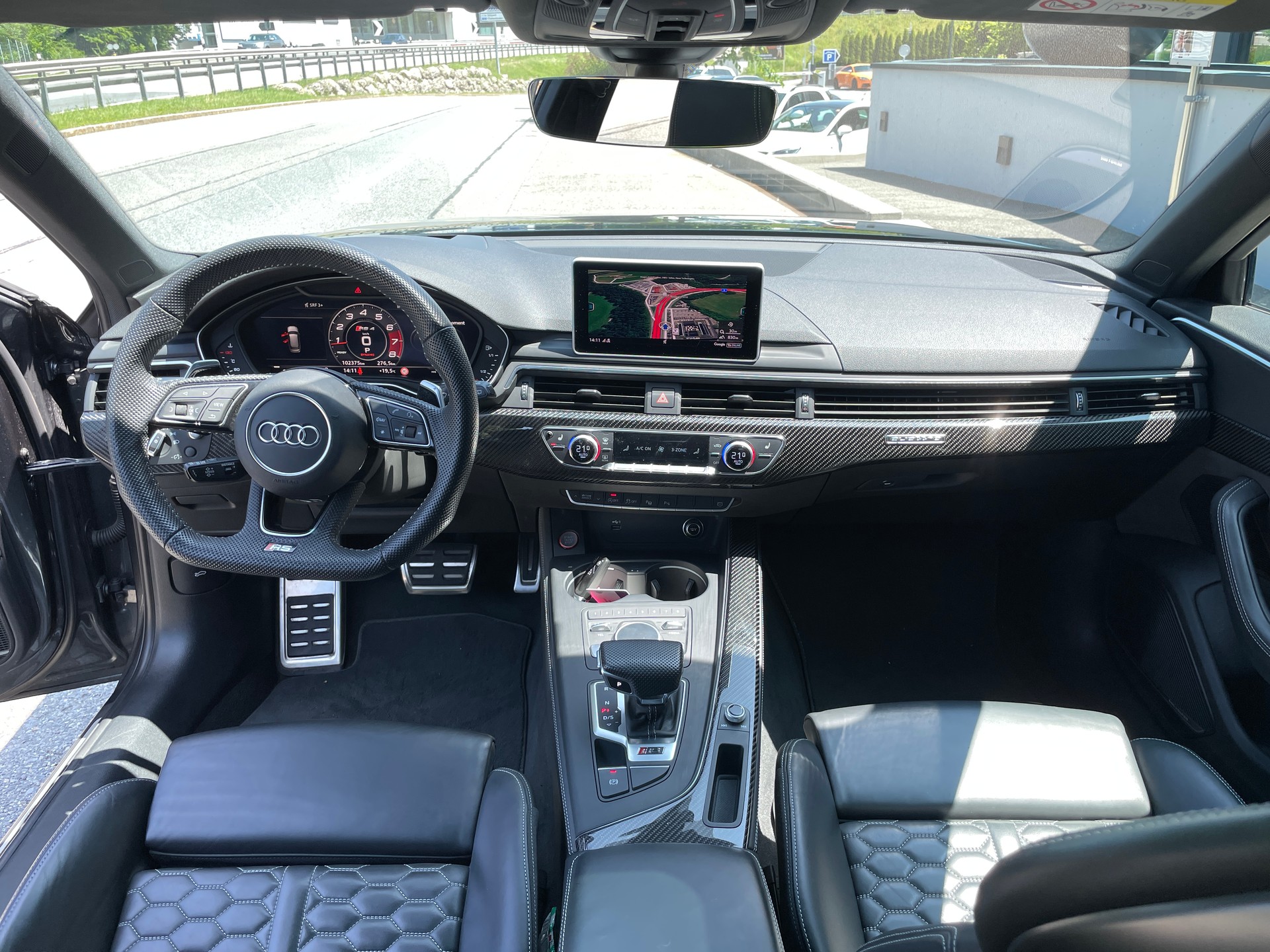 AUDI RS4 Avant 2.9 TFSI quattro tiptronic-image-11