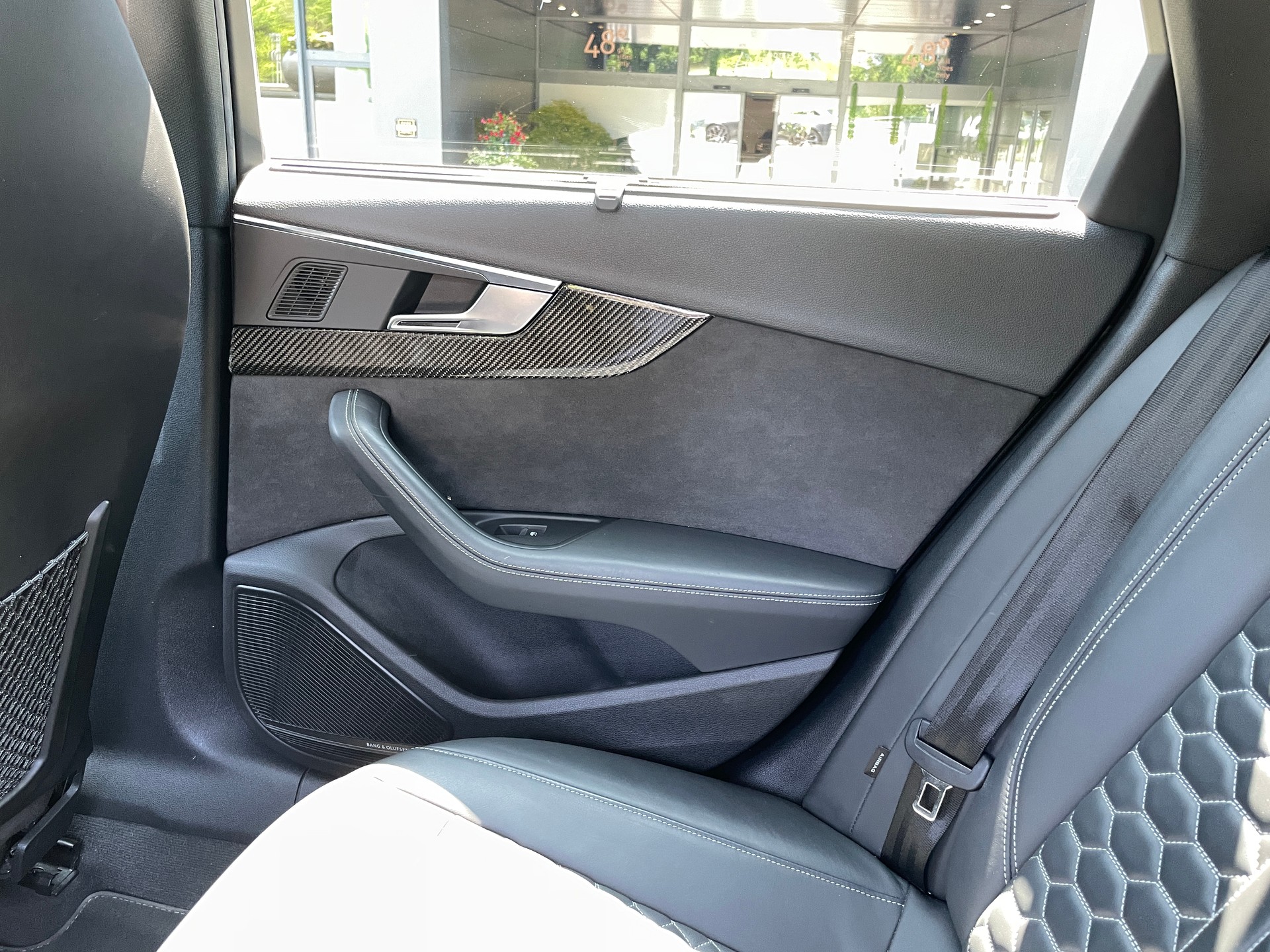AUDI RS4 Avant 2.9 TFSI quattro tiptronic-image-23