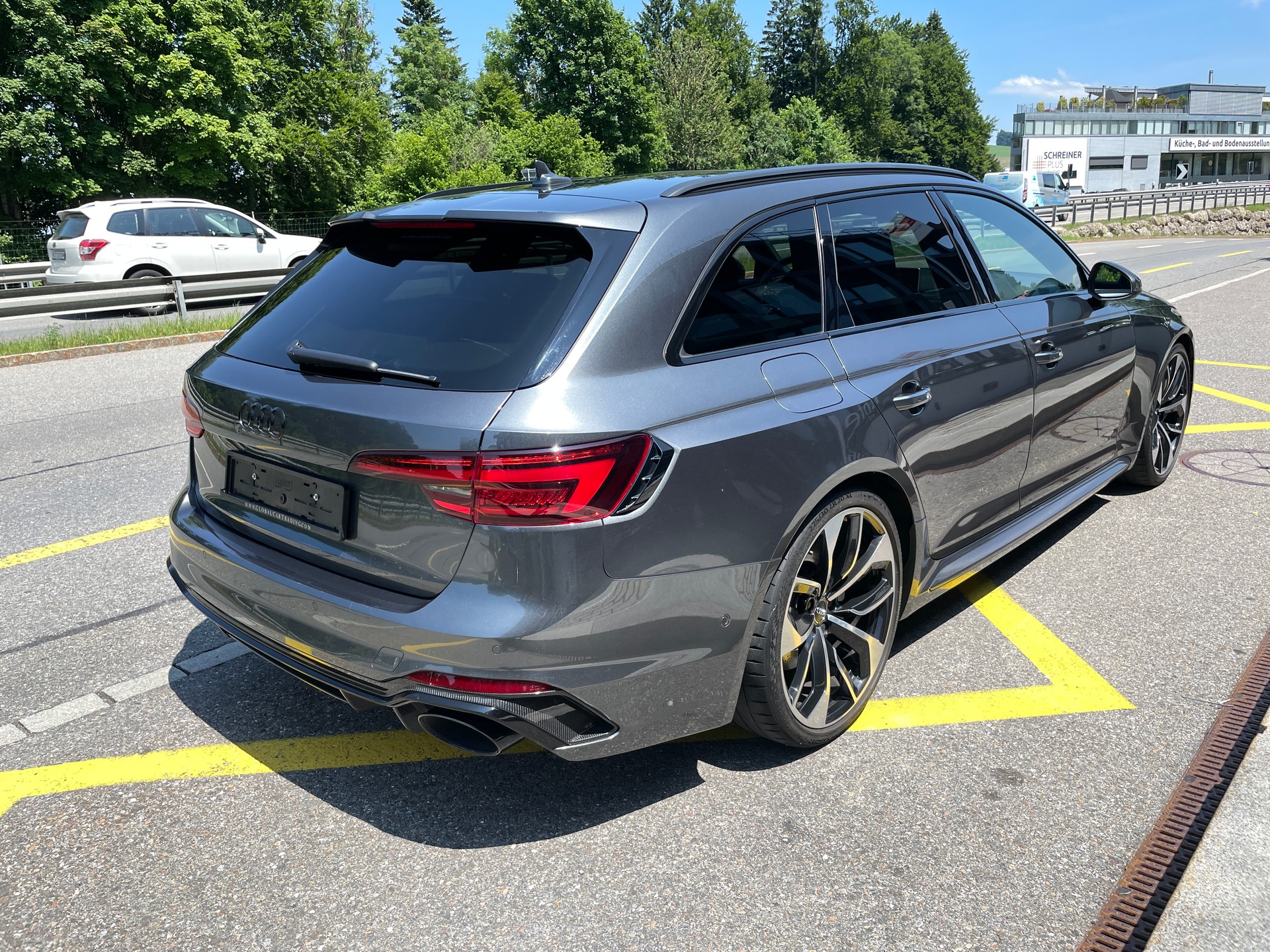 AUDI RS4 Avant 2.9 TFSI quattro tiptronic-image-4