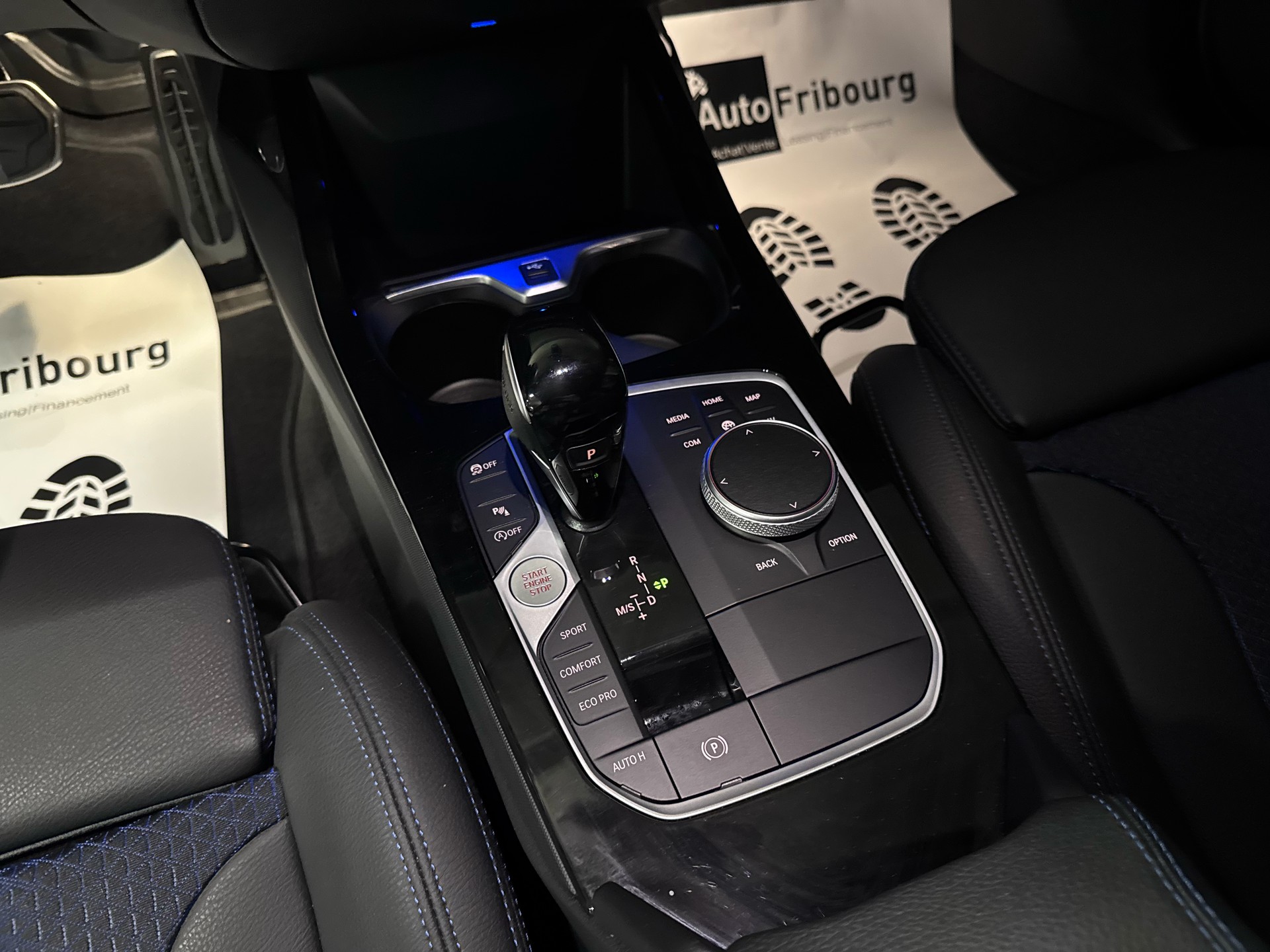 BMW M135i xDrive Steptronic-image-5