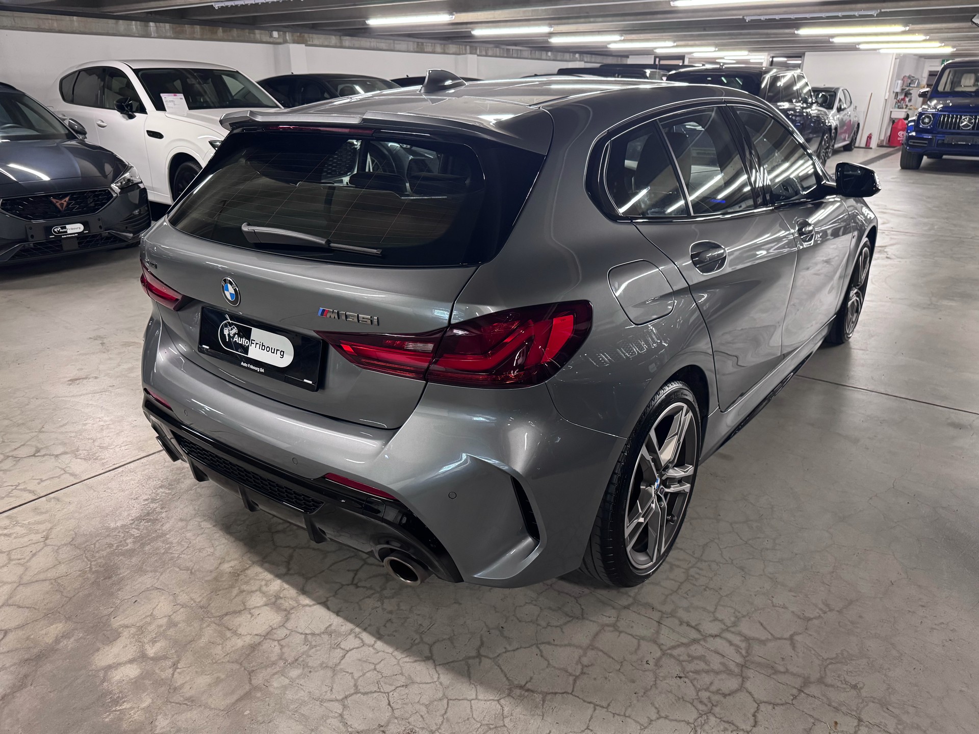 BMW M135i xDrive Steptronic-image-1