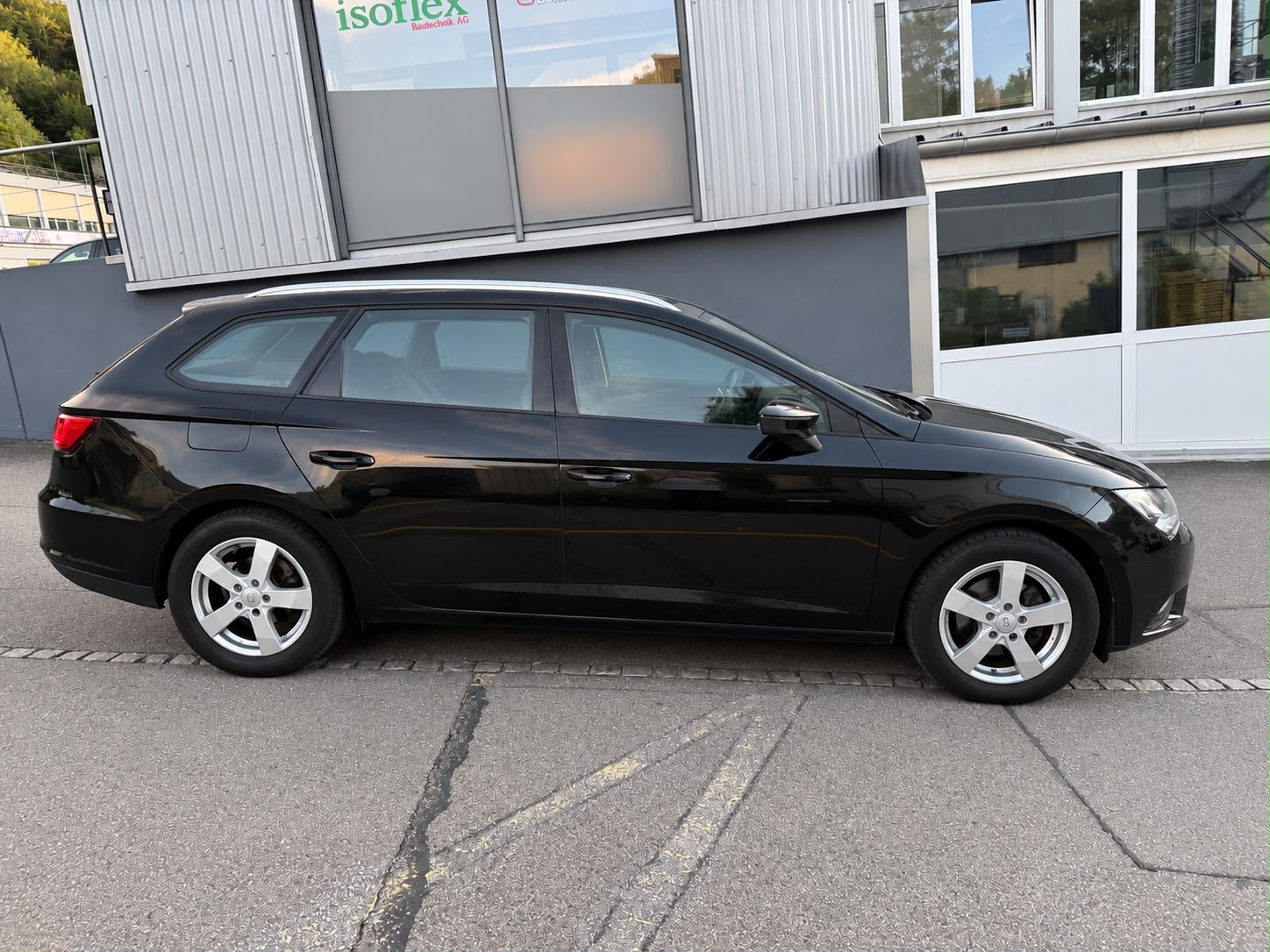 SEAT Leon ST 1.4 TSI FR-image-4
