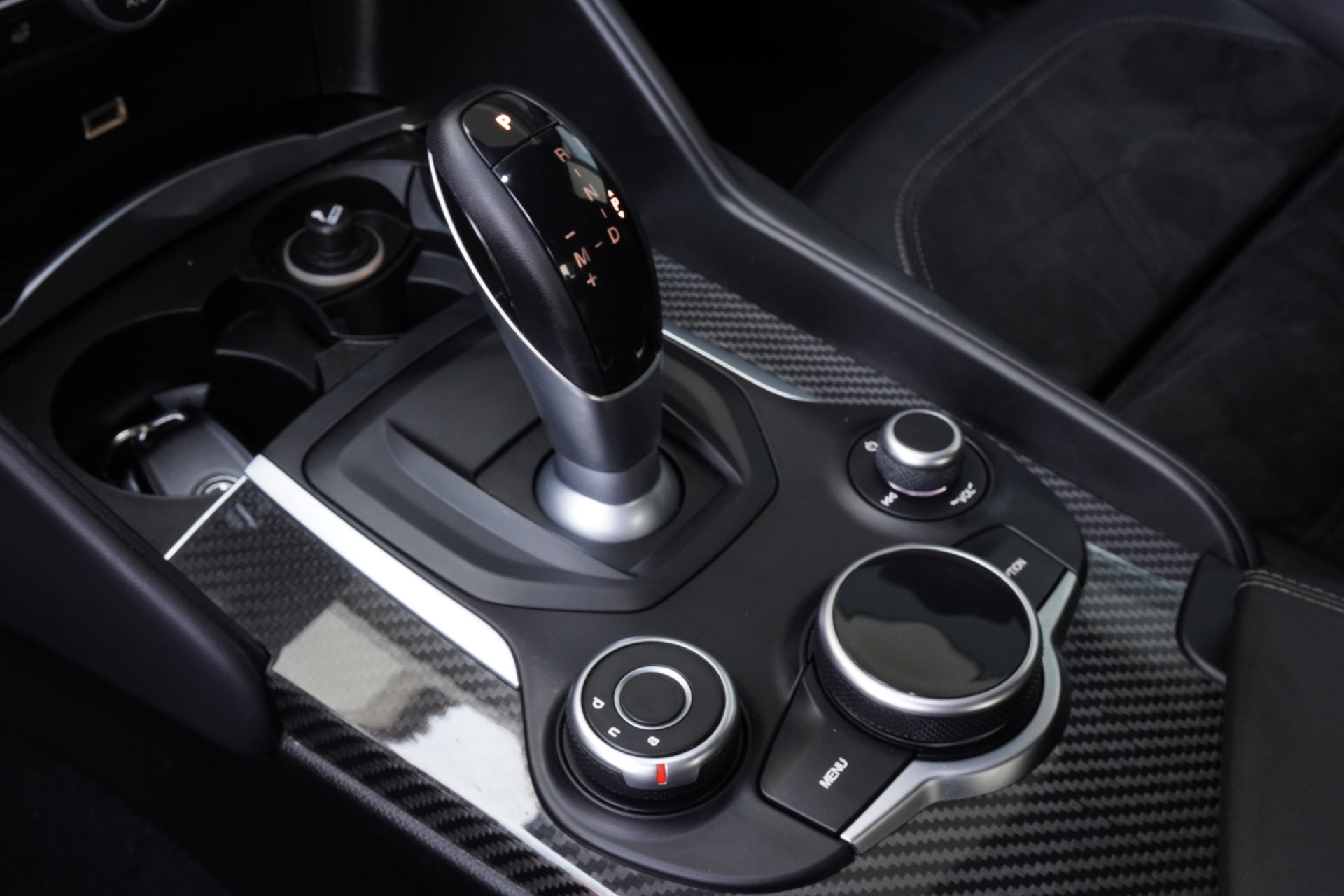 ALFA ROMEO Giulia 2.0 Veloce Q4 Automatic-image-12