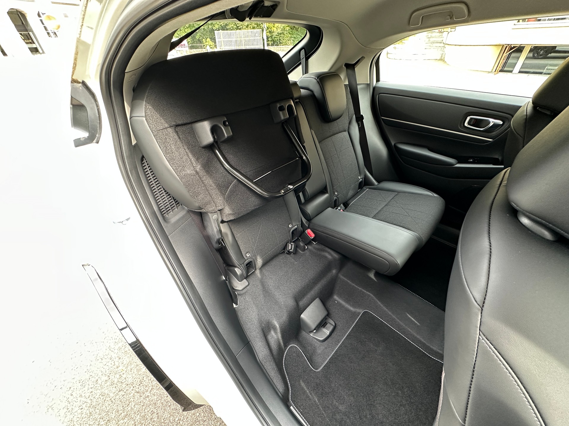 HONDA HR-V 1.5i-MMD Advance CVT-image-17