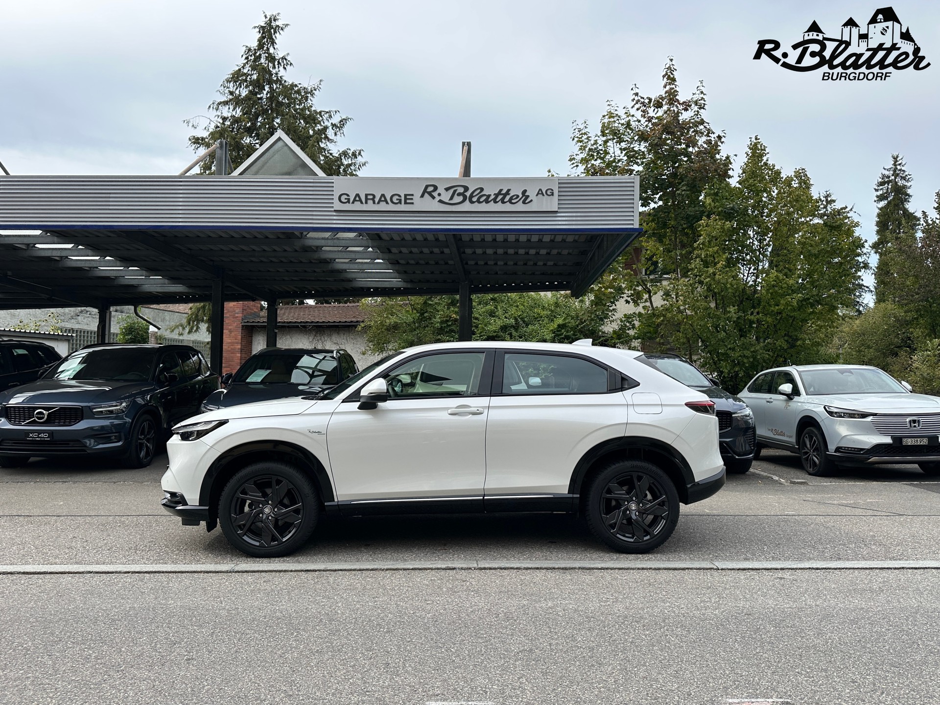 HONDA HR-V 1.5i-MMD Advance CVT-image-2