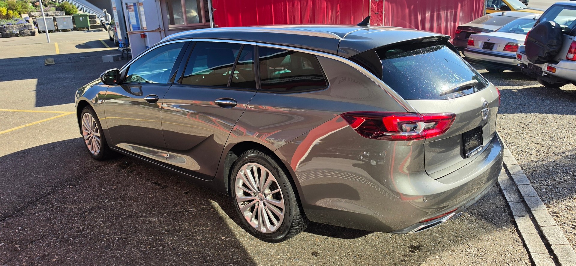 OPEL Insignia 2.0 BiDTI Sports Tourer Excellence 4WD Auto-image-4