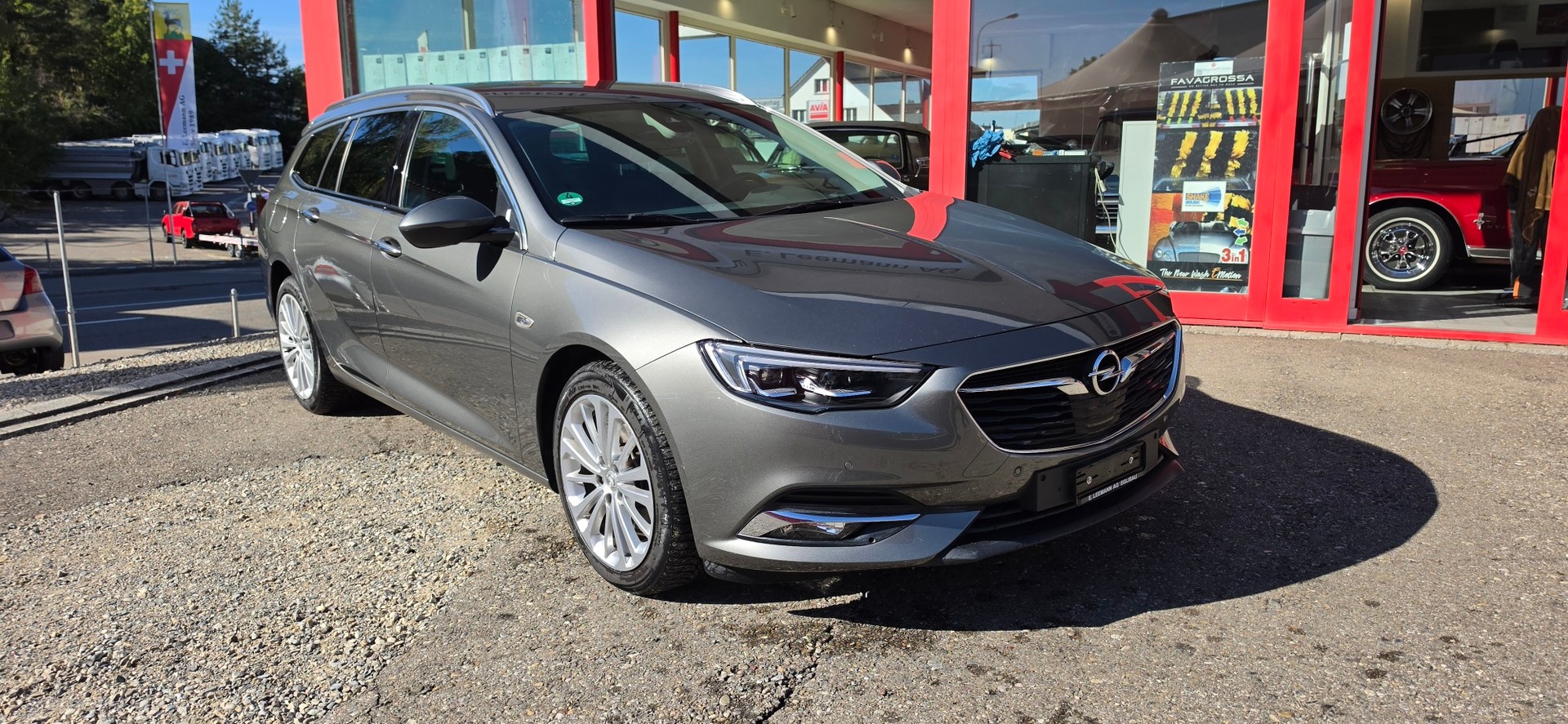 OPEL Insignia 2.0 BiDTI Sports Tourer Excellence 4WD Auto-image-30