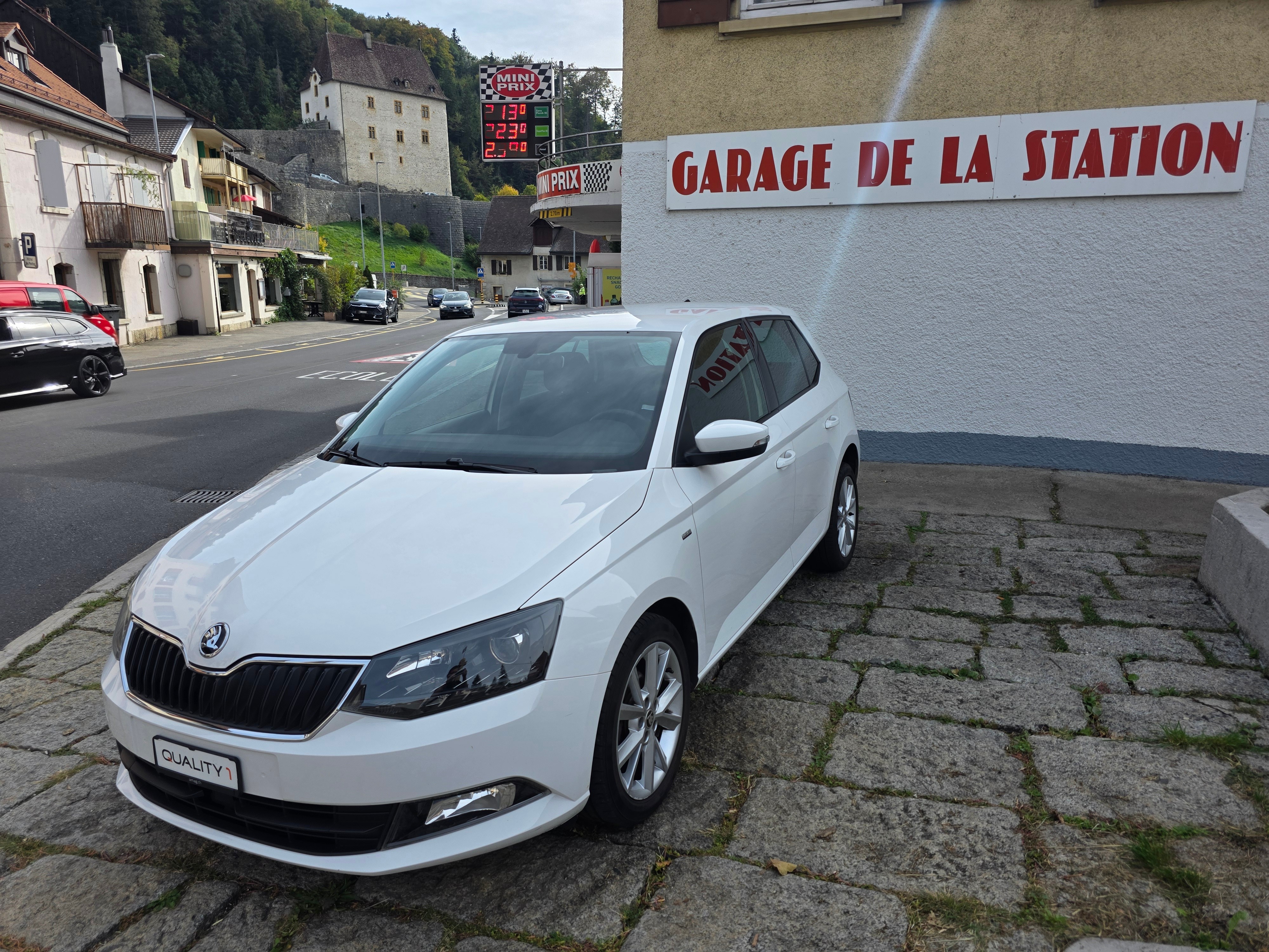 Car photo