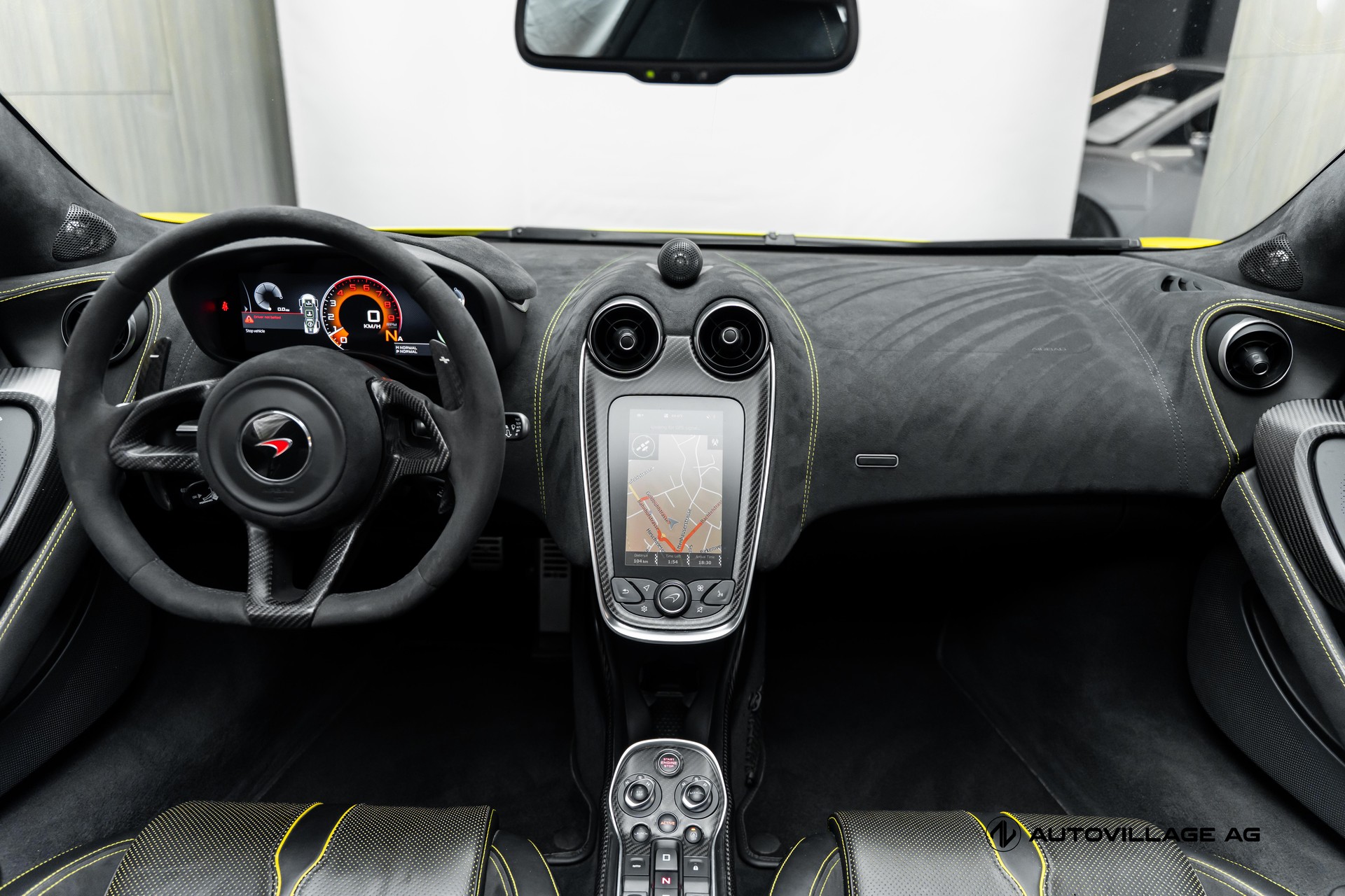 McLAREN 570S Spider 3.8 V8 SSG-image-2