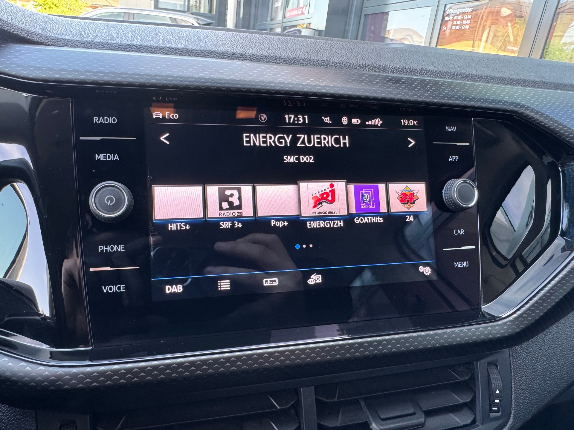 VW T-Cross 1.0 TSI Style DSG-image-10