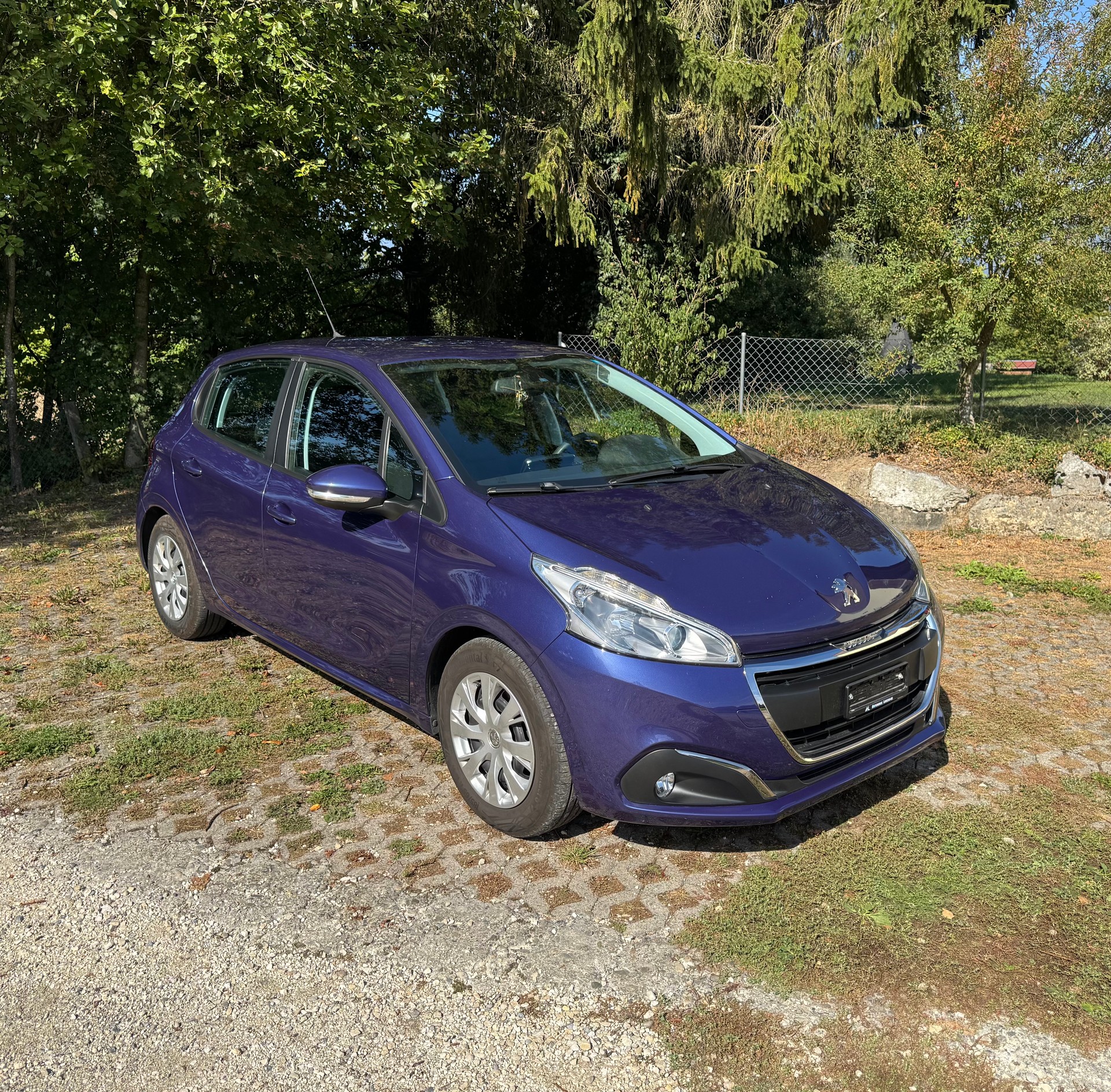 PEUGEOT 208 1.2 VTI Access-image-13