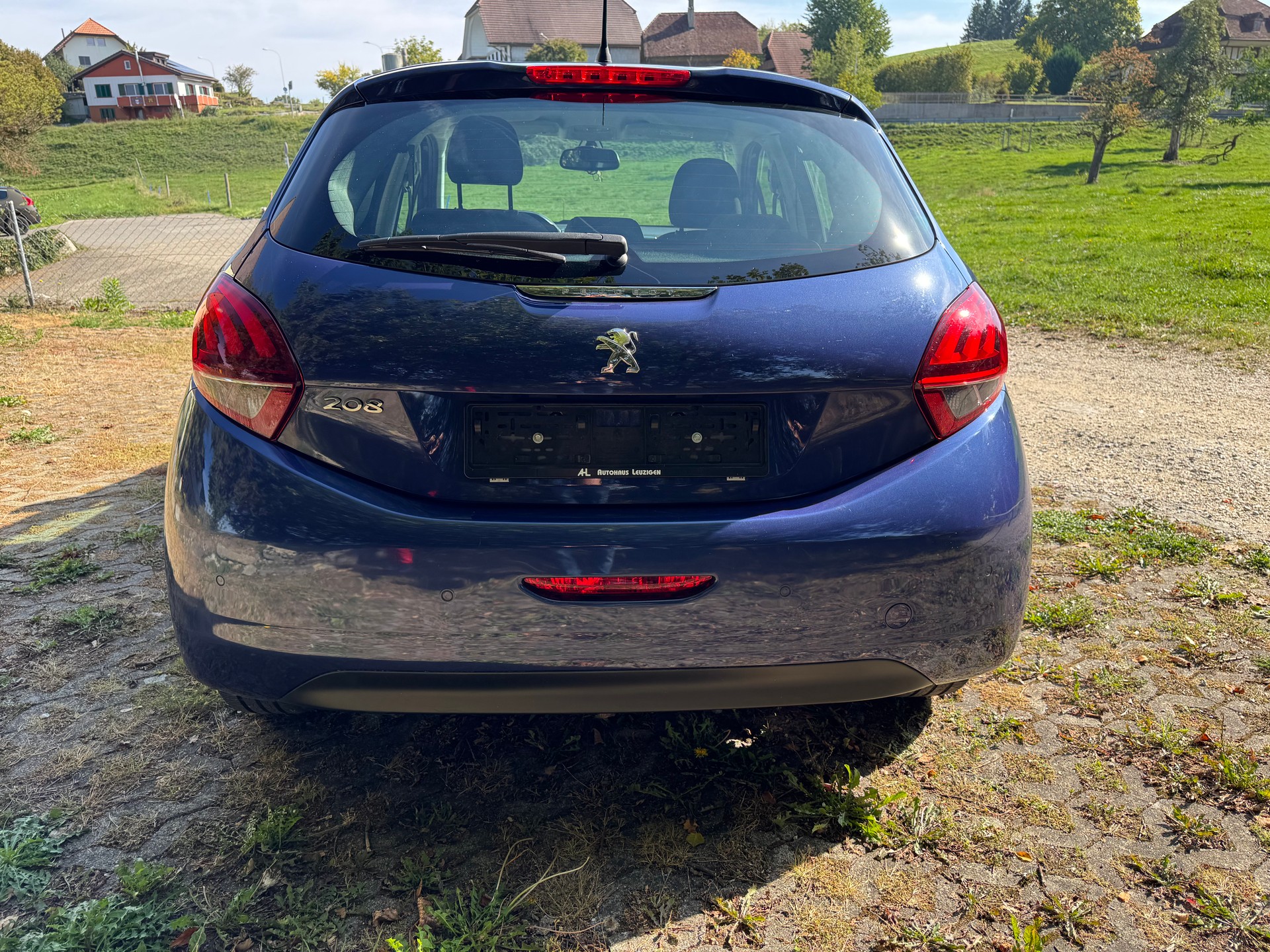 PEUGEOT 208 1.2 VTI Access-image-3