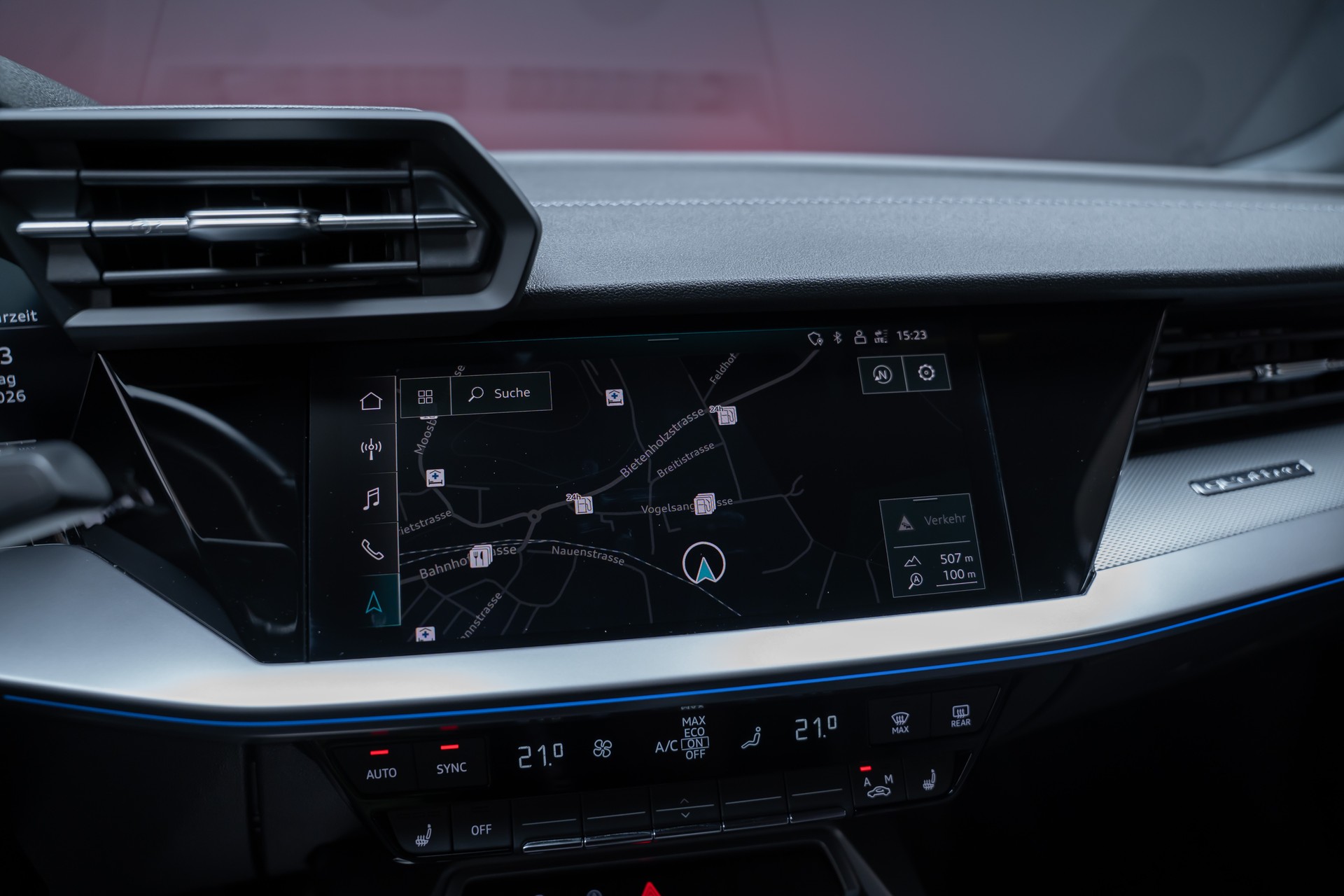 AUDI S3 Limousine 2.0 TFSI quattro S-Tronic / Sportsitze / Sportlenkrad / Virtual Cockpit-image-25