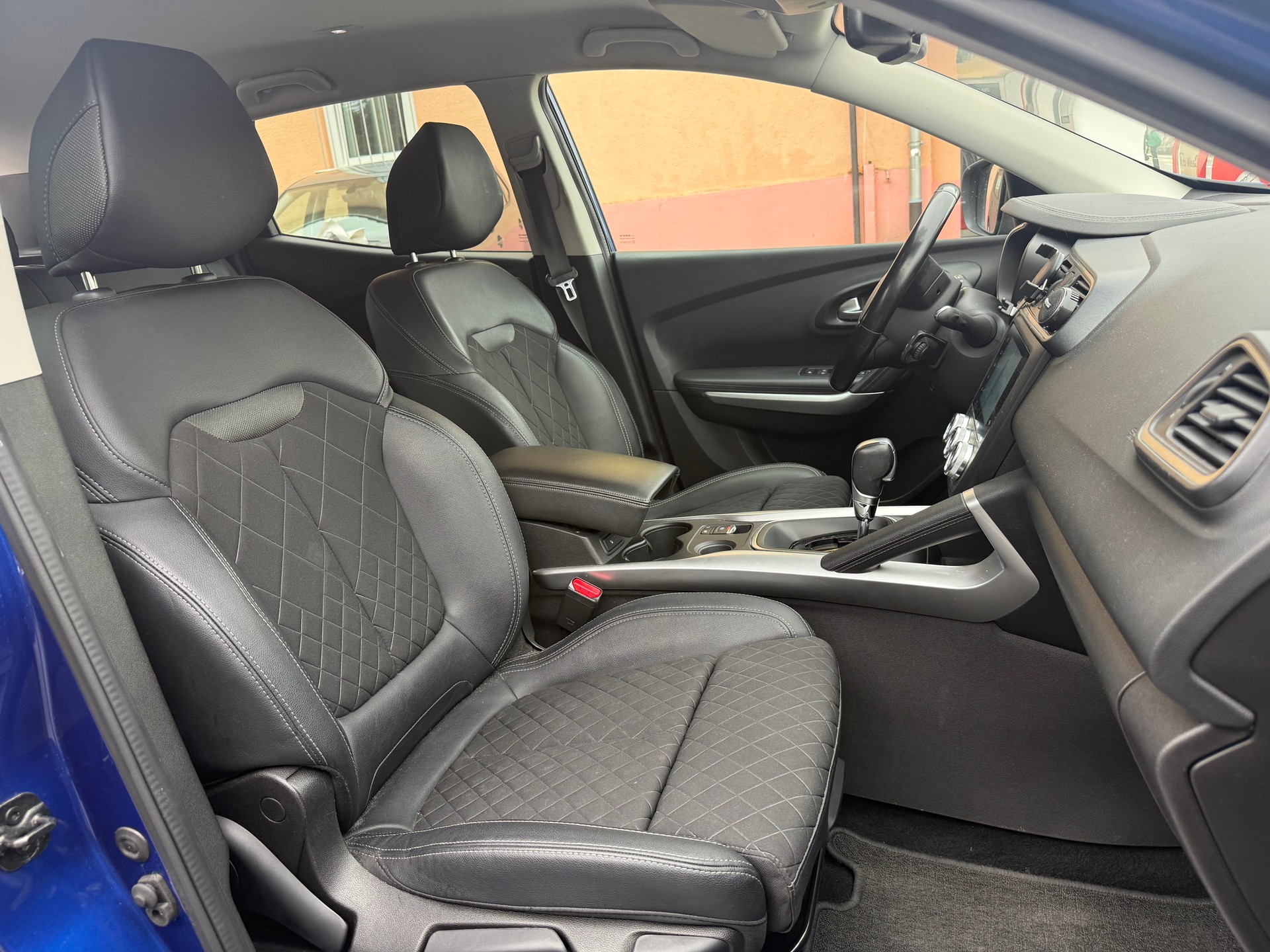 RENAULT Kadjar 1.3 16V Turbo Business EDC-image-12