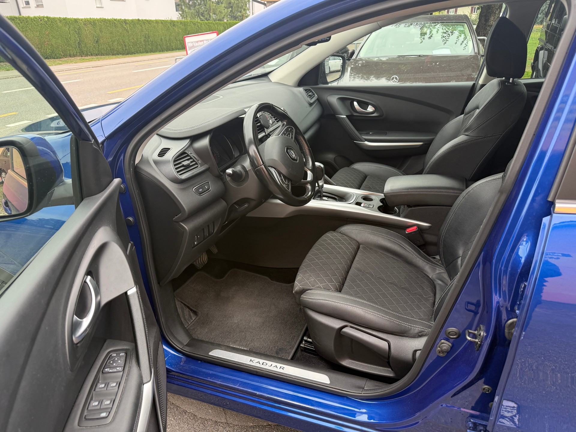 RENAULT Kadjar 1.3 16V Turbo Business EDC-image-9