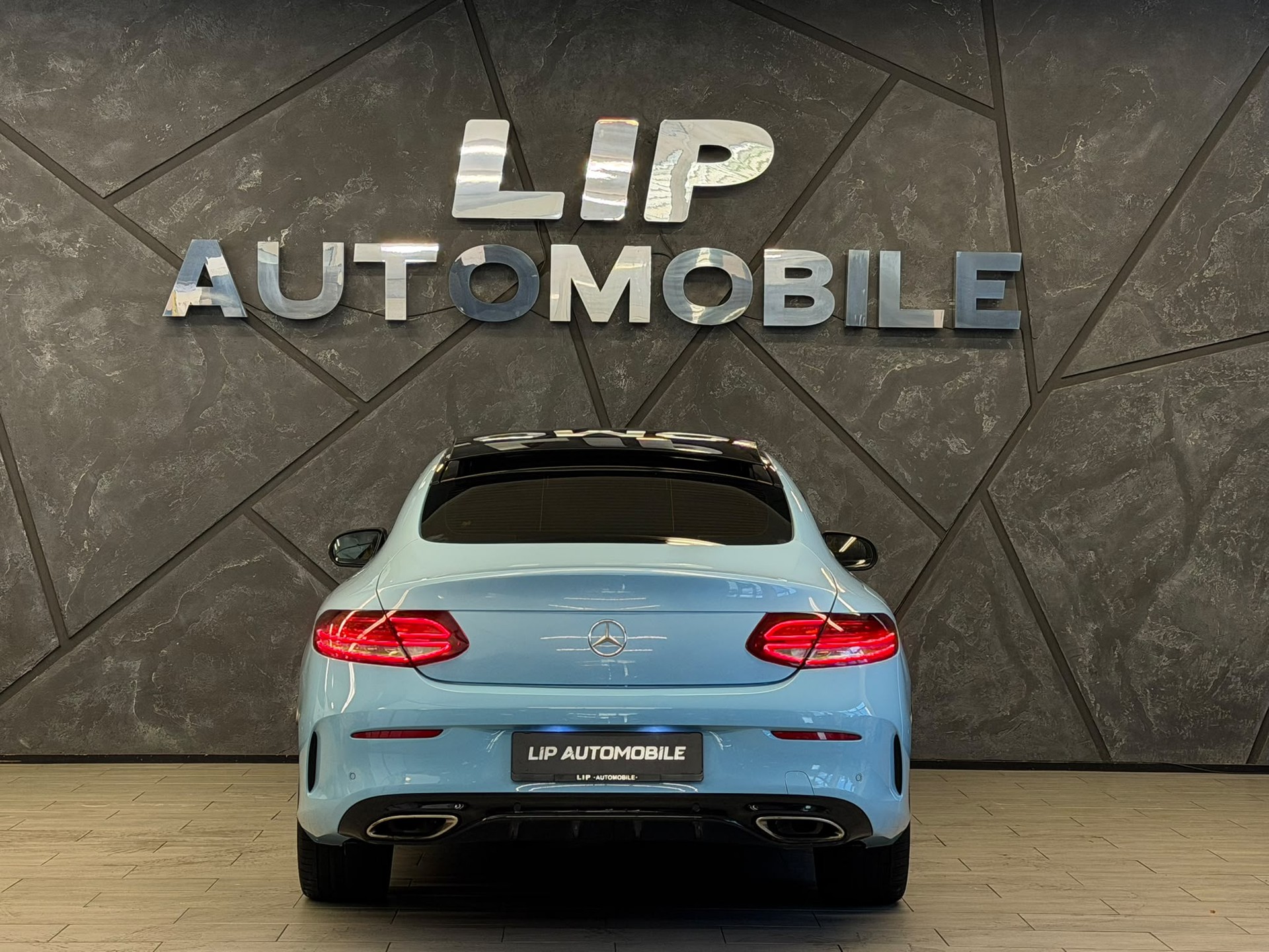 MERCEDES-BENZ C 300 AMG Line Coupé 7G-tronic-image-6