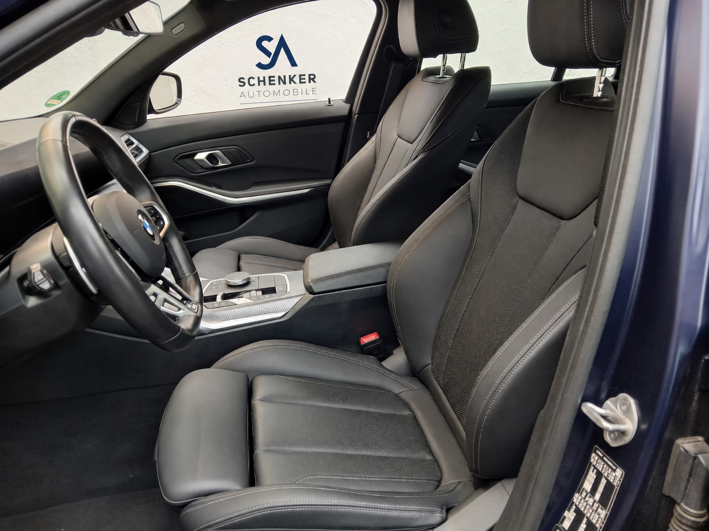 BMW 320d xDrive 48V Touring Steptronic M Sport Pro-image-5