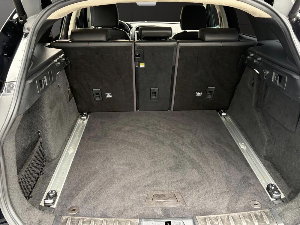 JAGUAR F-Pace 30t 2.0 R-Sport AWD Automatik-image-22