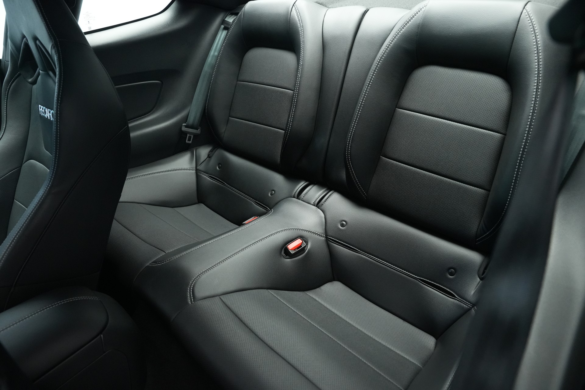 FORD Mustang Fastback 5.0 V8 Mach 1 Automat-image-15