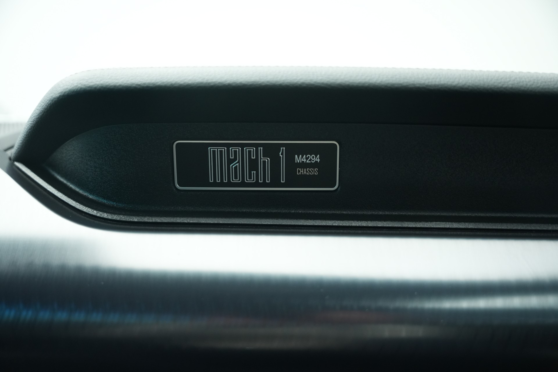 FORD Mustang Fastback 5.0 V8 Mach 1 Automat-image-30