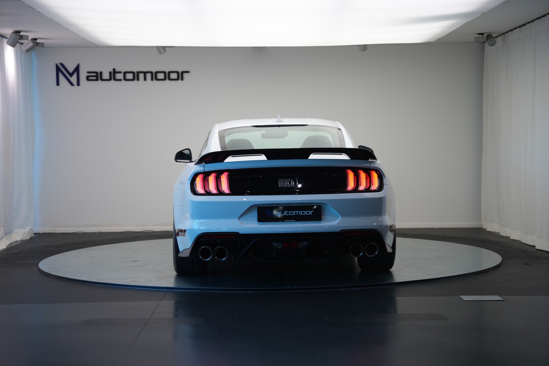 FORD Mustang Fastback 5.0 V8 Mach 1 Automat-image-5