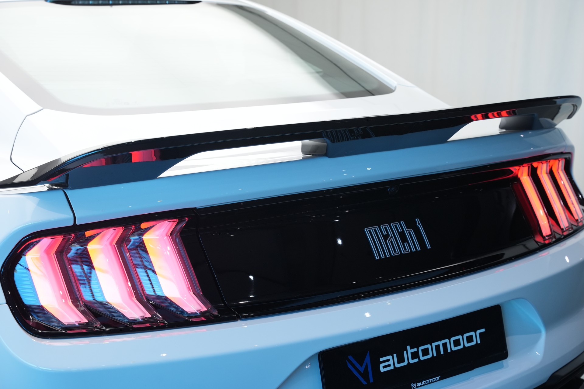 FORD Mustang Fastback 5.0 V8 Mach 1 Automat-image-41