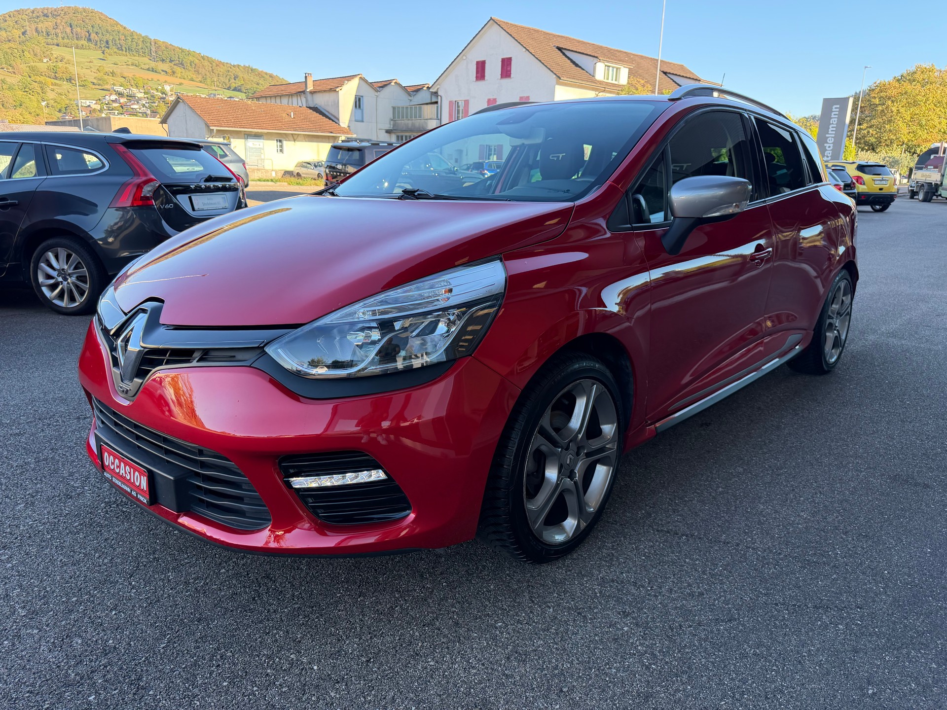 RENAULT Clio Grandtour 1.2 TCe 120 Iconic S/S-image-8