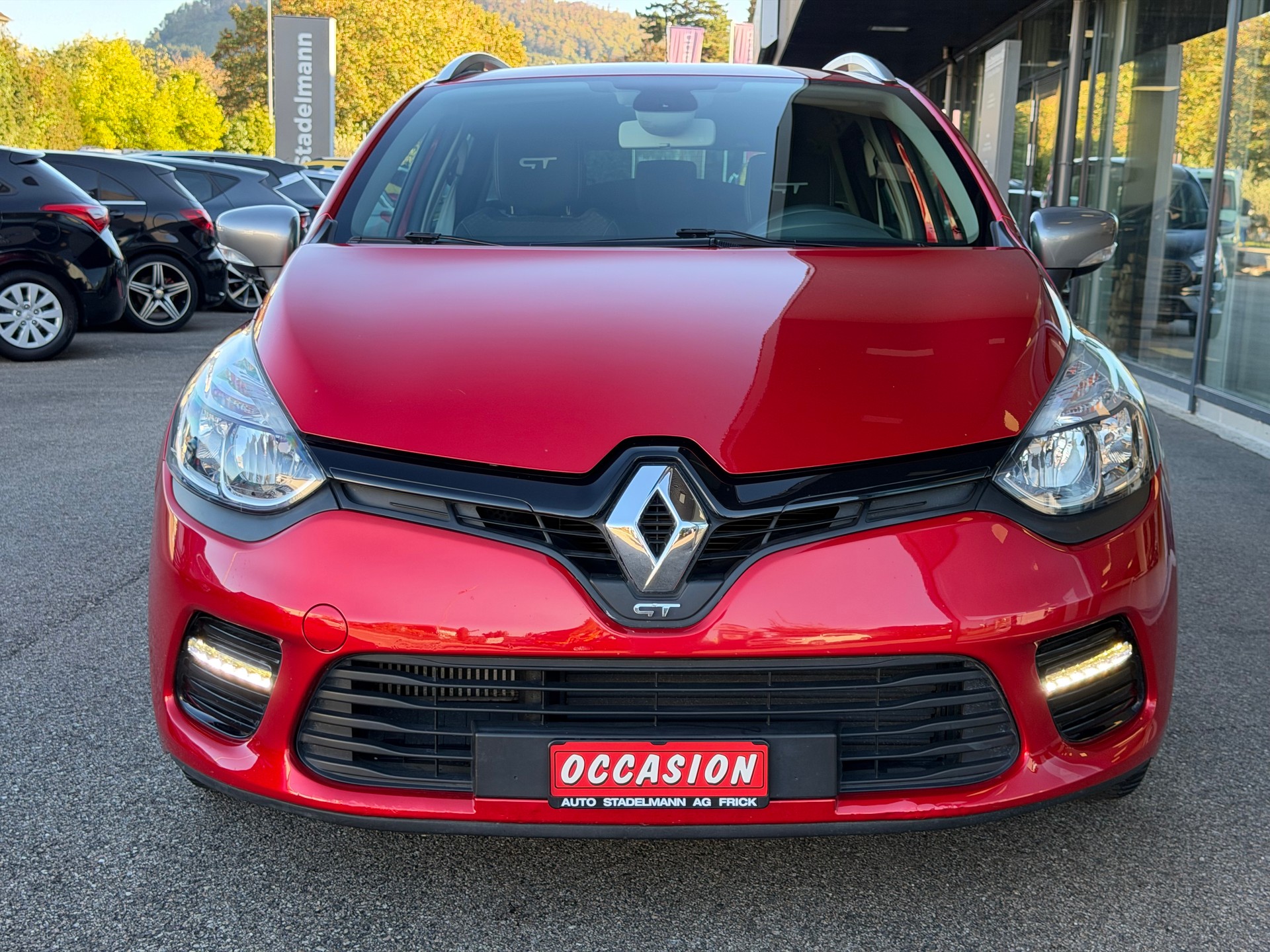 RENAULT Clio Grandtour 1.2 TCe 120 Iconic S/S-image-9
