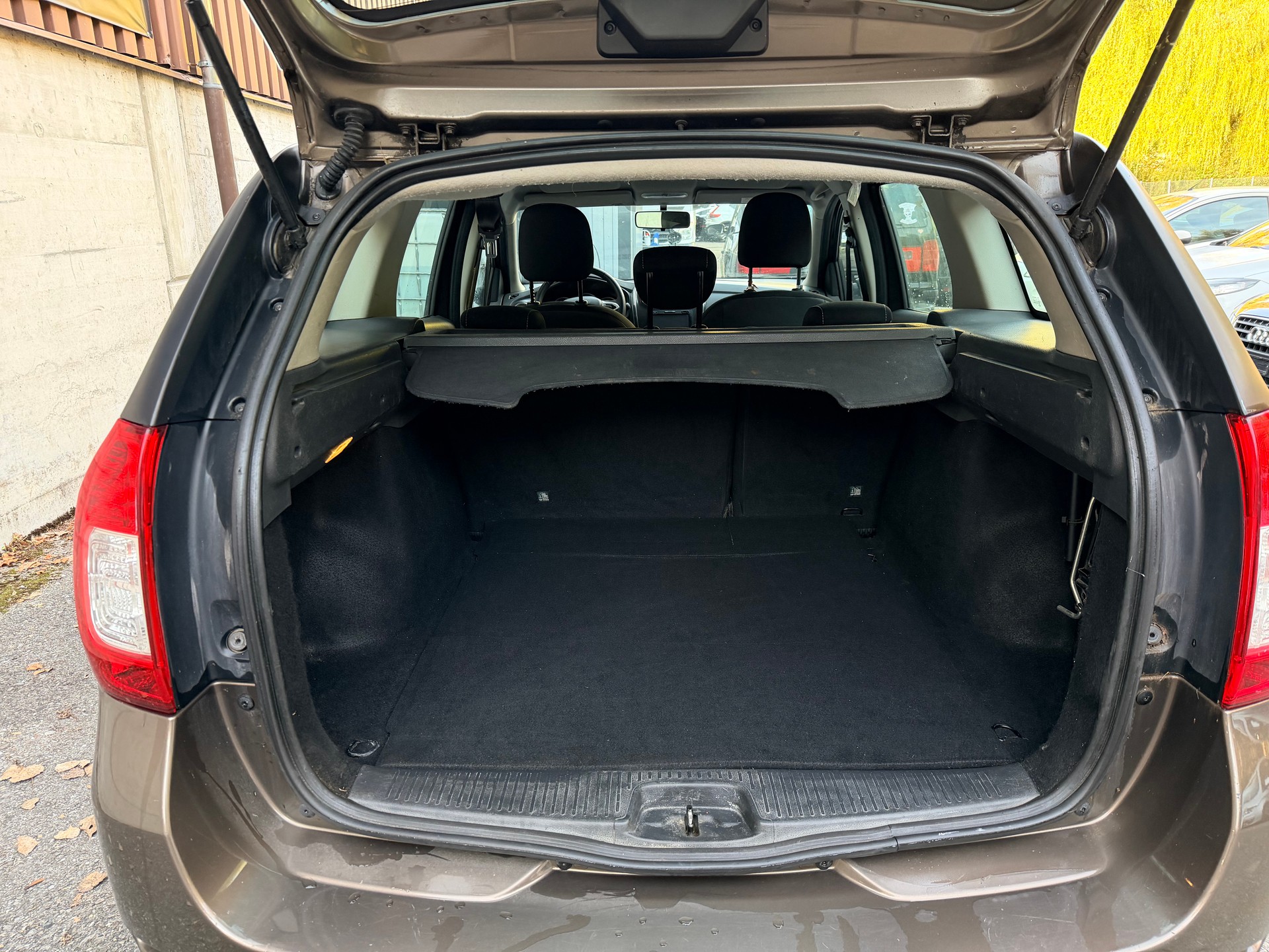DACIA Logan MCV 0.9 Ambiance-image-5