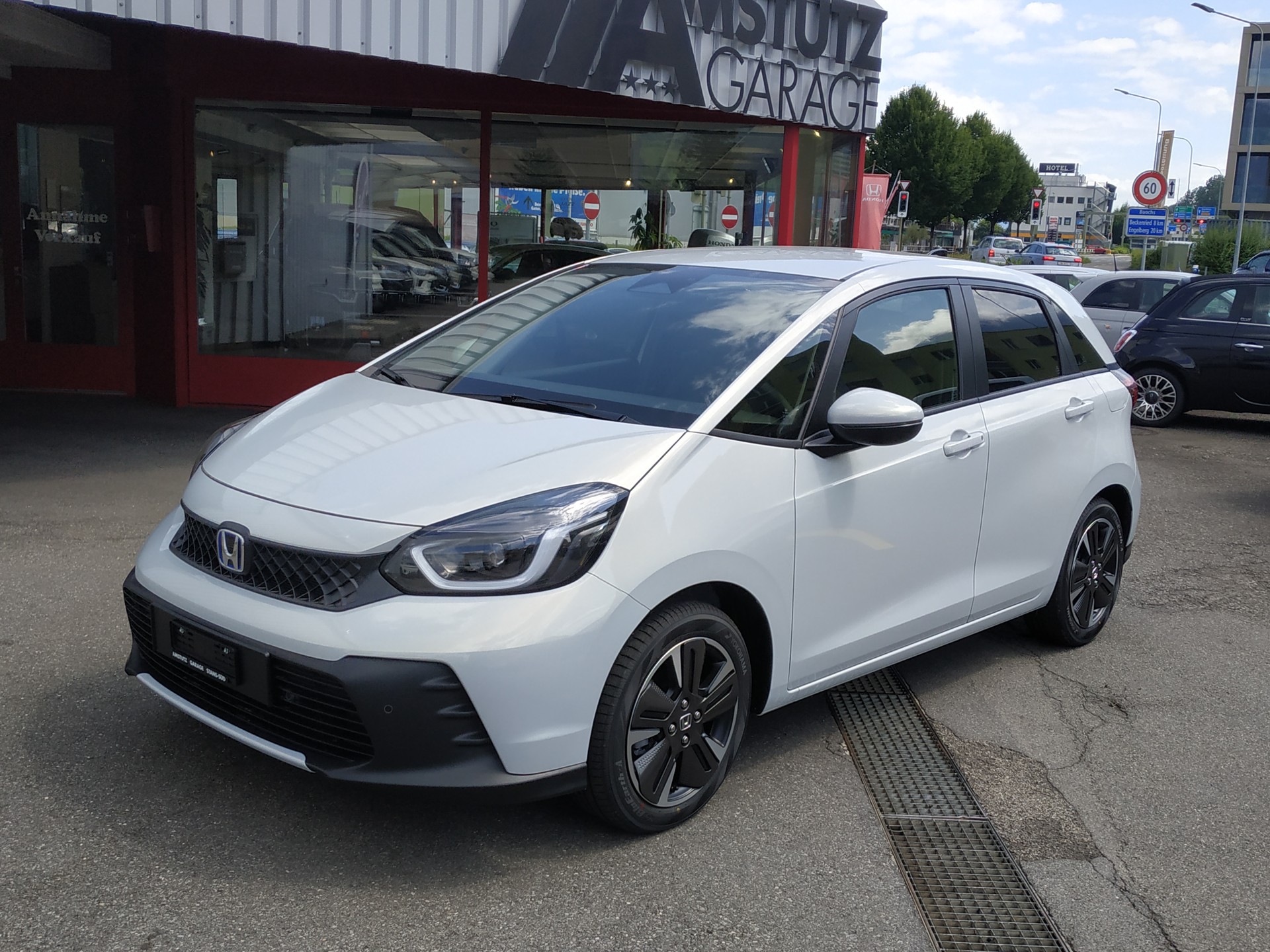 HONDA Jazz 1.5i-MMD Advance E-CVT-image-0