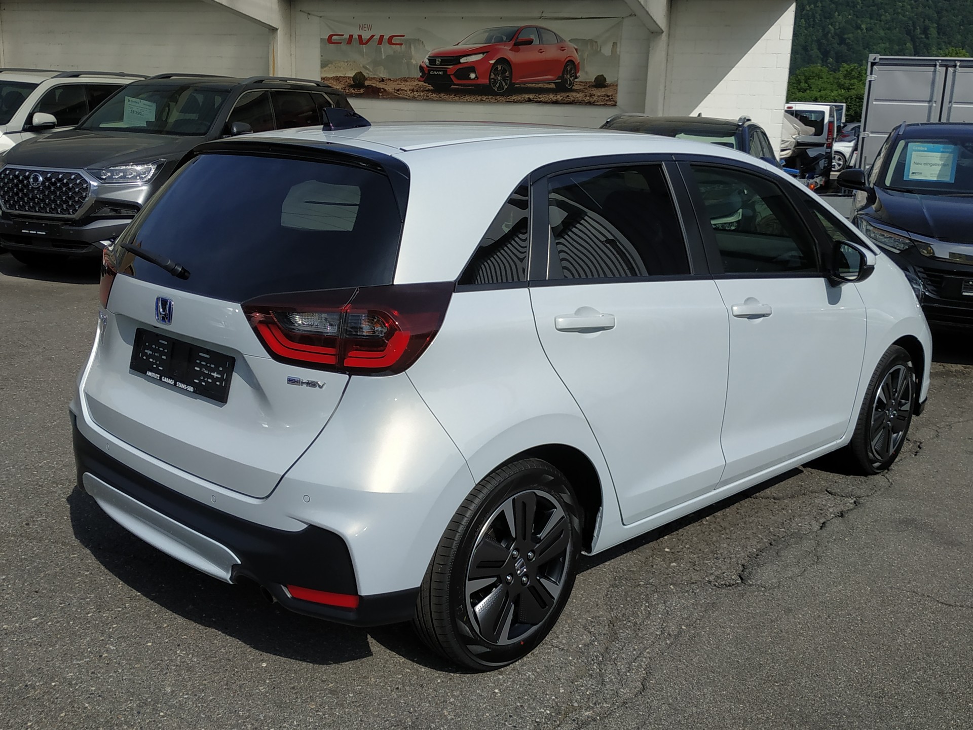 HONDA Jazz 1.5i-MMD Advance E-CVT-image-6