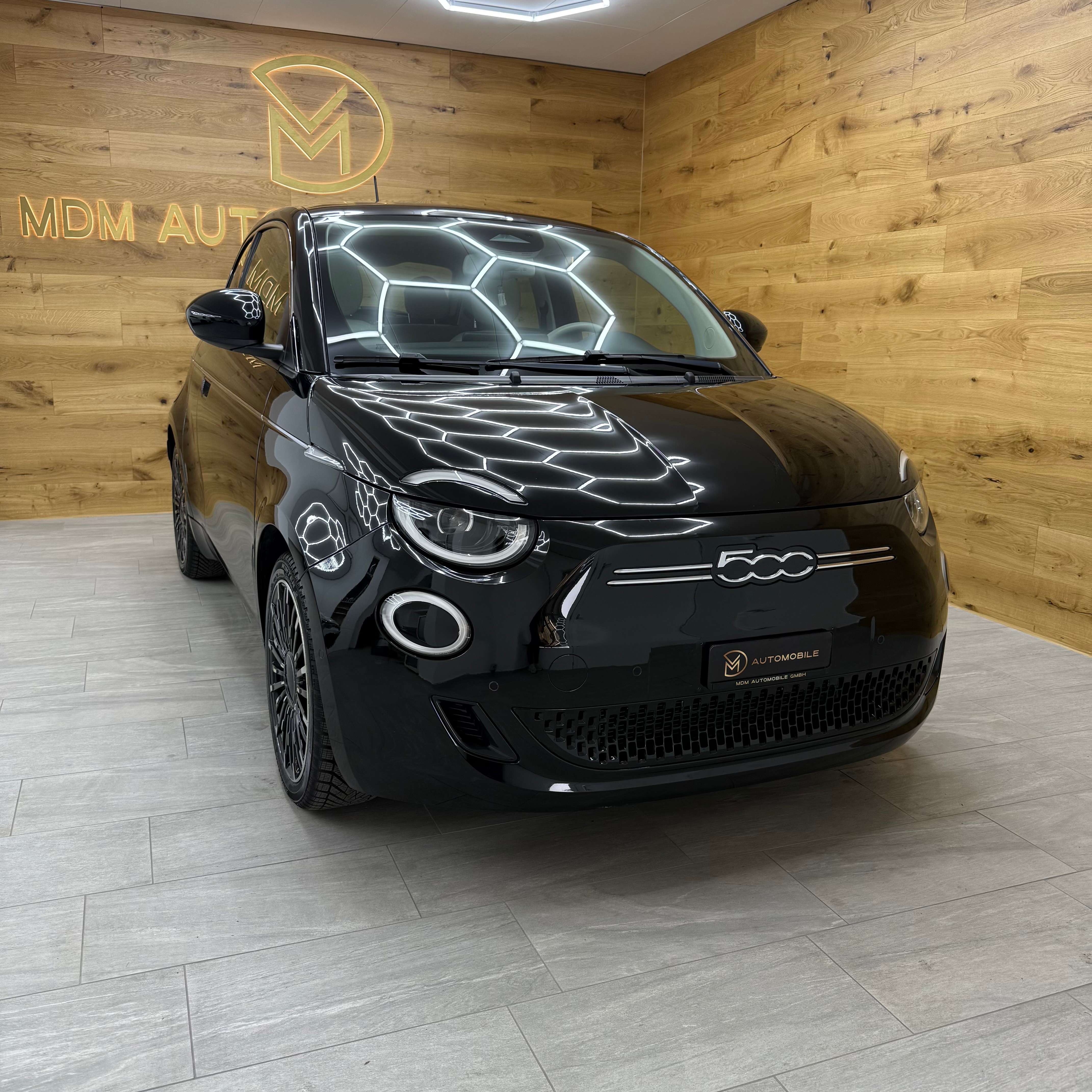 Car photo