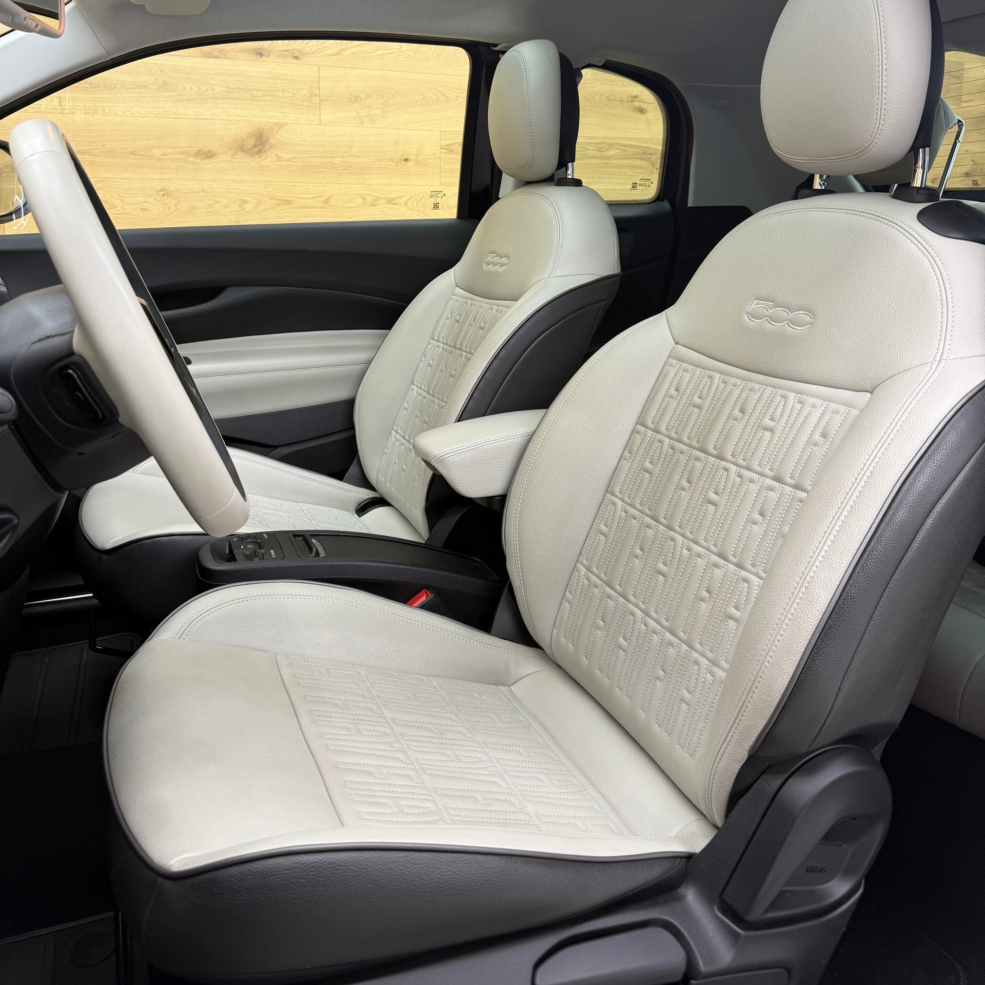 FIAT 500 3+1 electric 87 kW La Prima By Bocelli-image-10